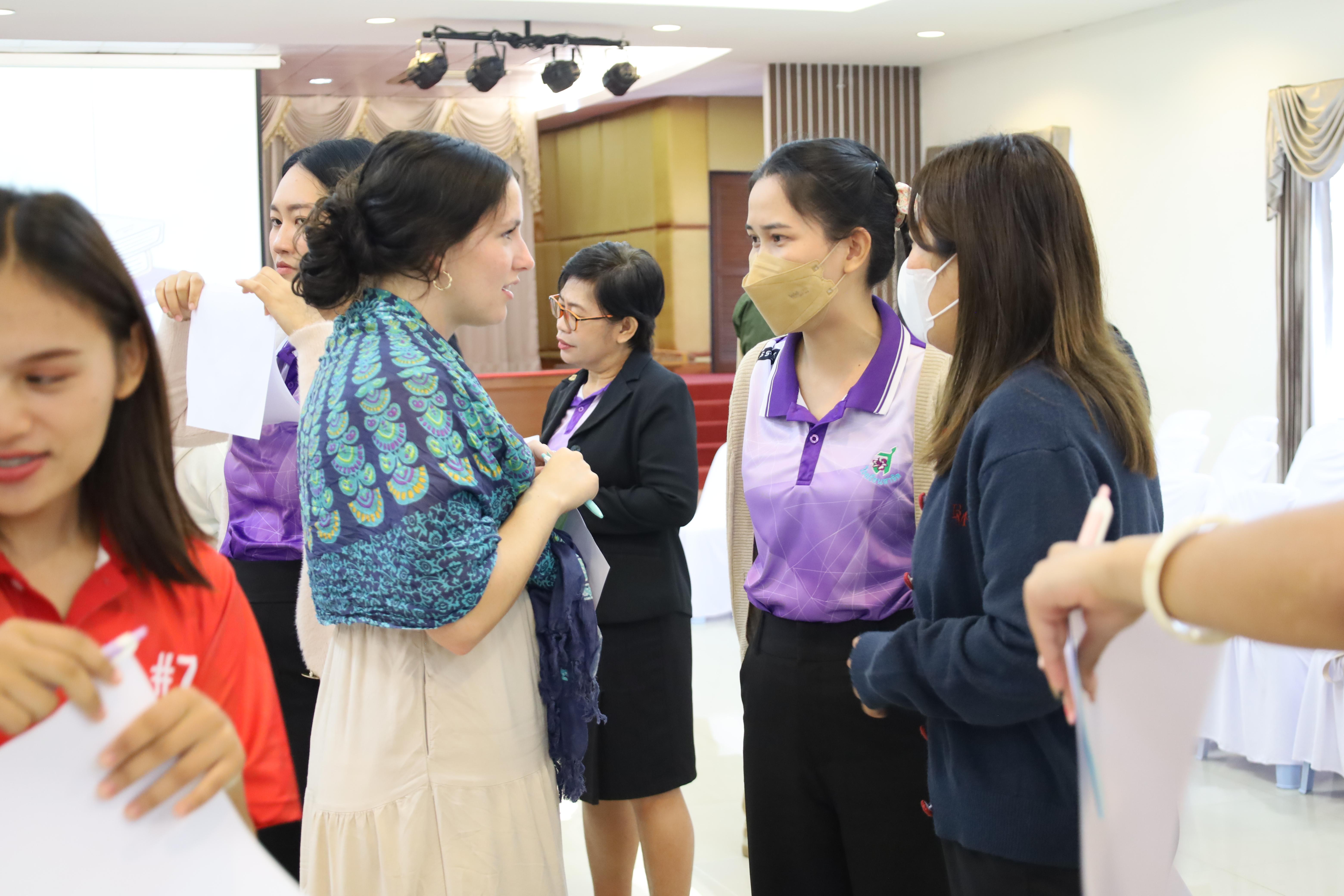137. อบรมเชิงปฏิบัติการพัฒนาความรู้ทักษะด้านภาษาอังกฤษในศตวรรษที่ 21 สำหรับบุคลากรทางการศึกษา