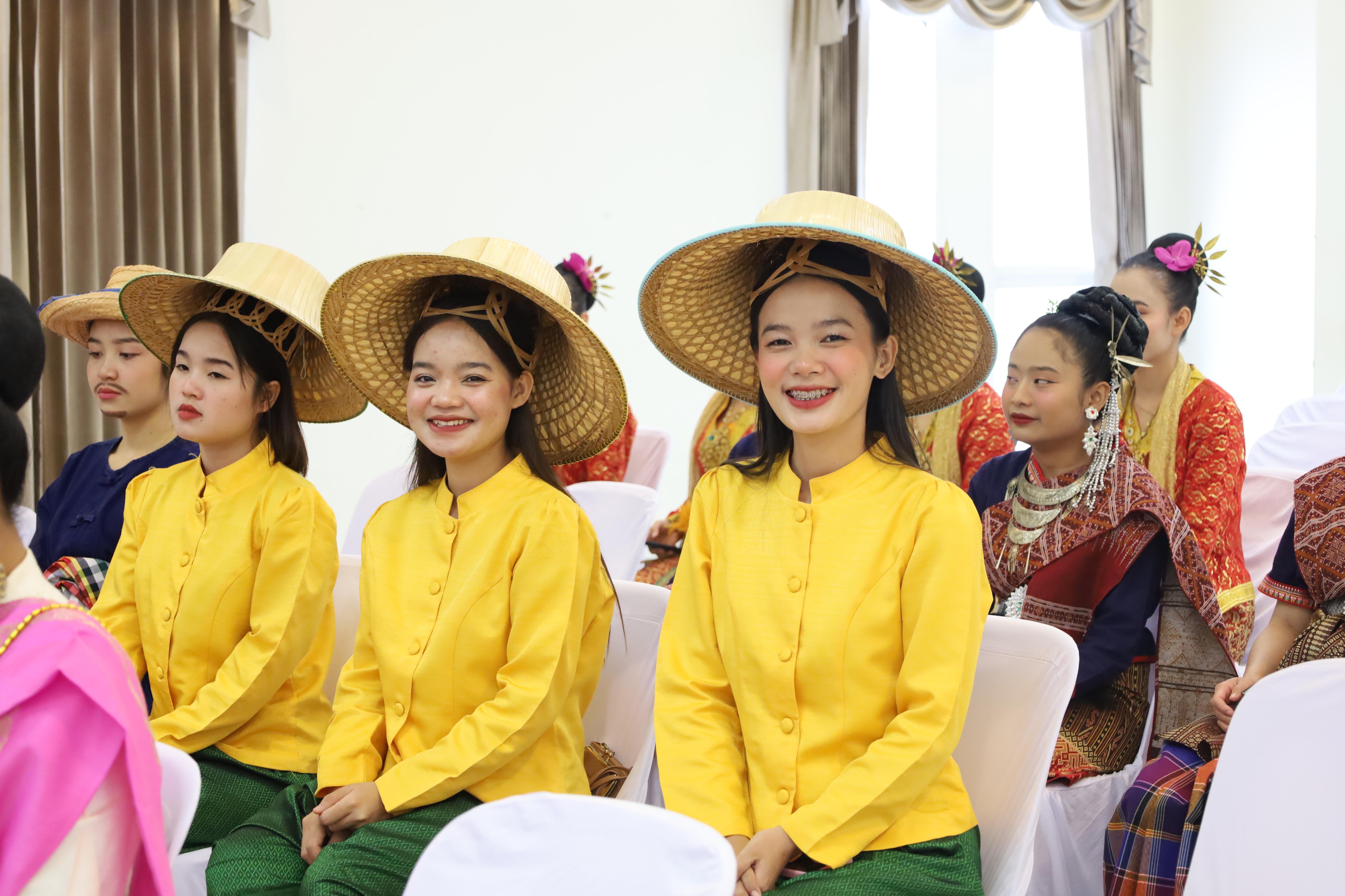 20. การแสดงรำ4ภาค