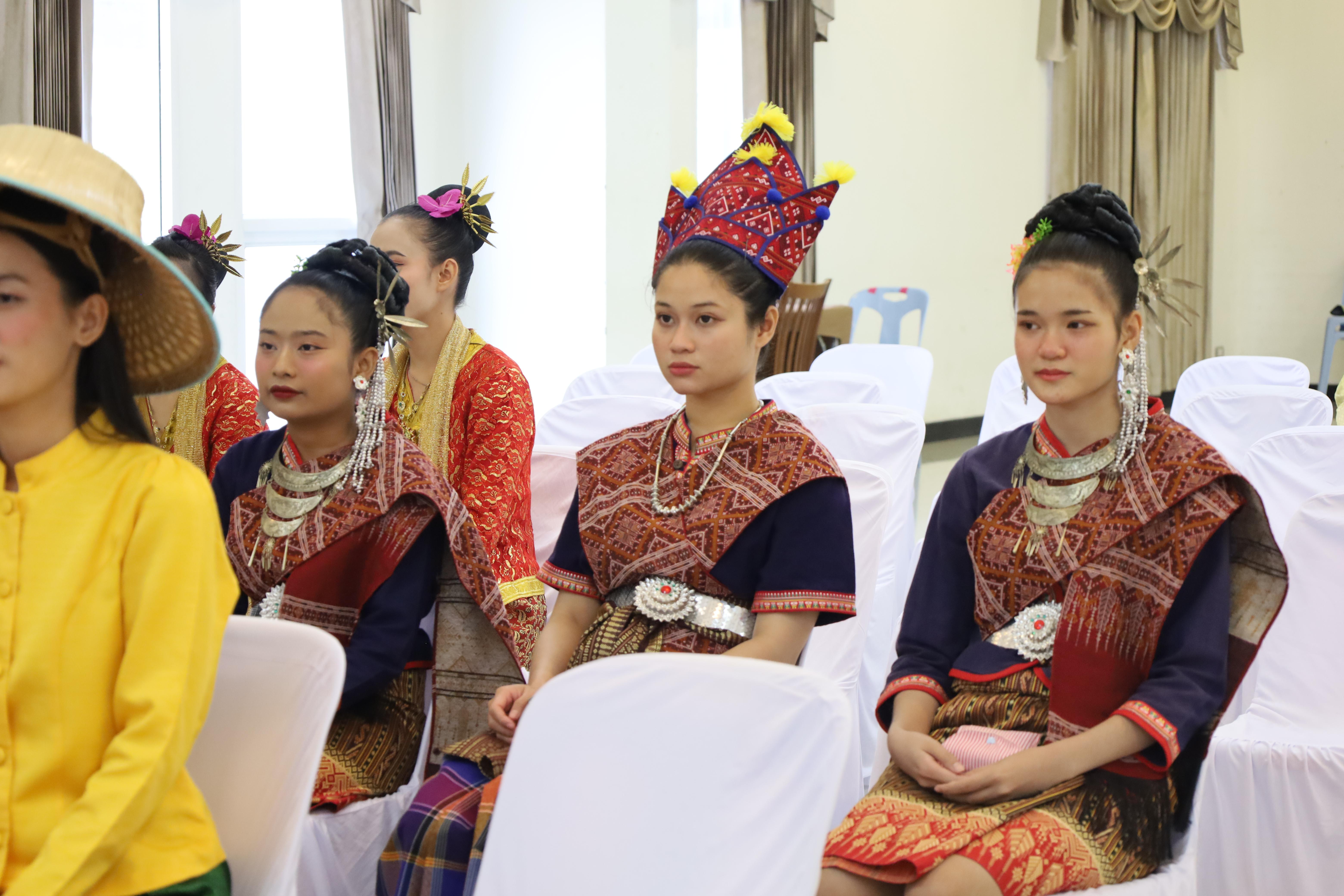 21. การแสดงรำ4ภาค