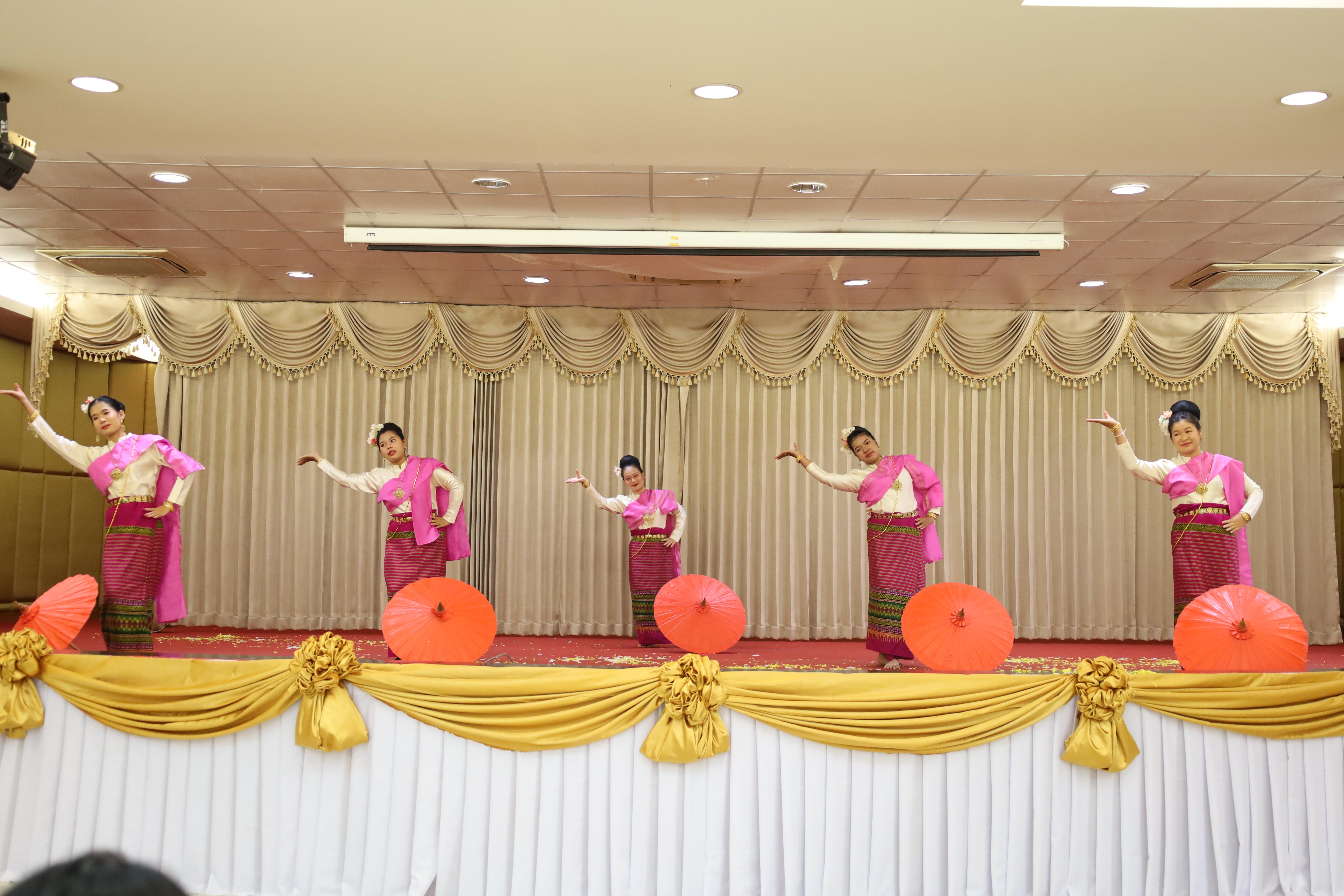 103. การแสดงรำ4ภาค