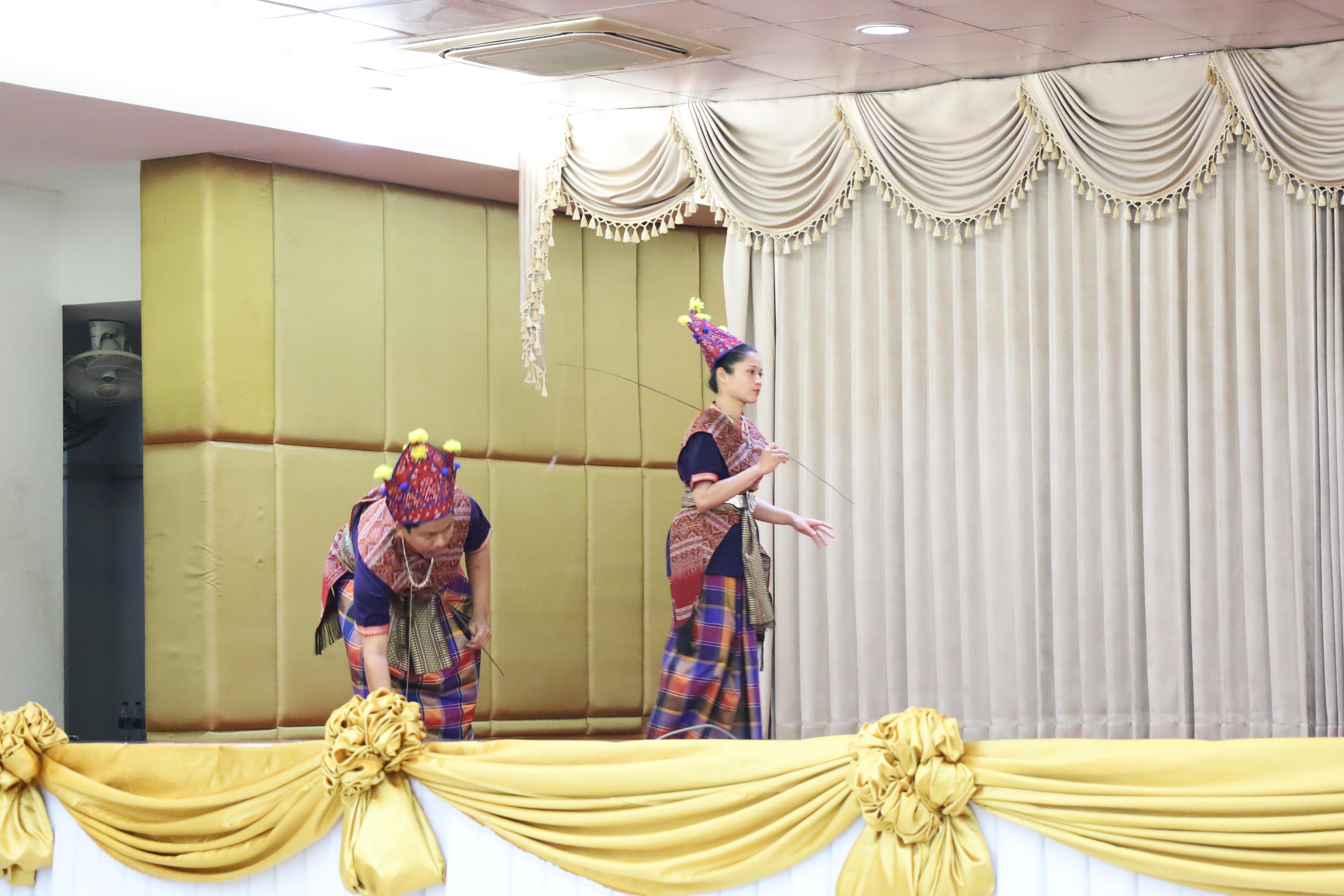 126. การแสดงรำ4ภาค