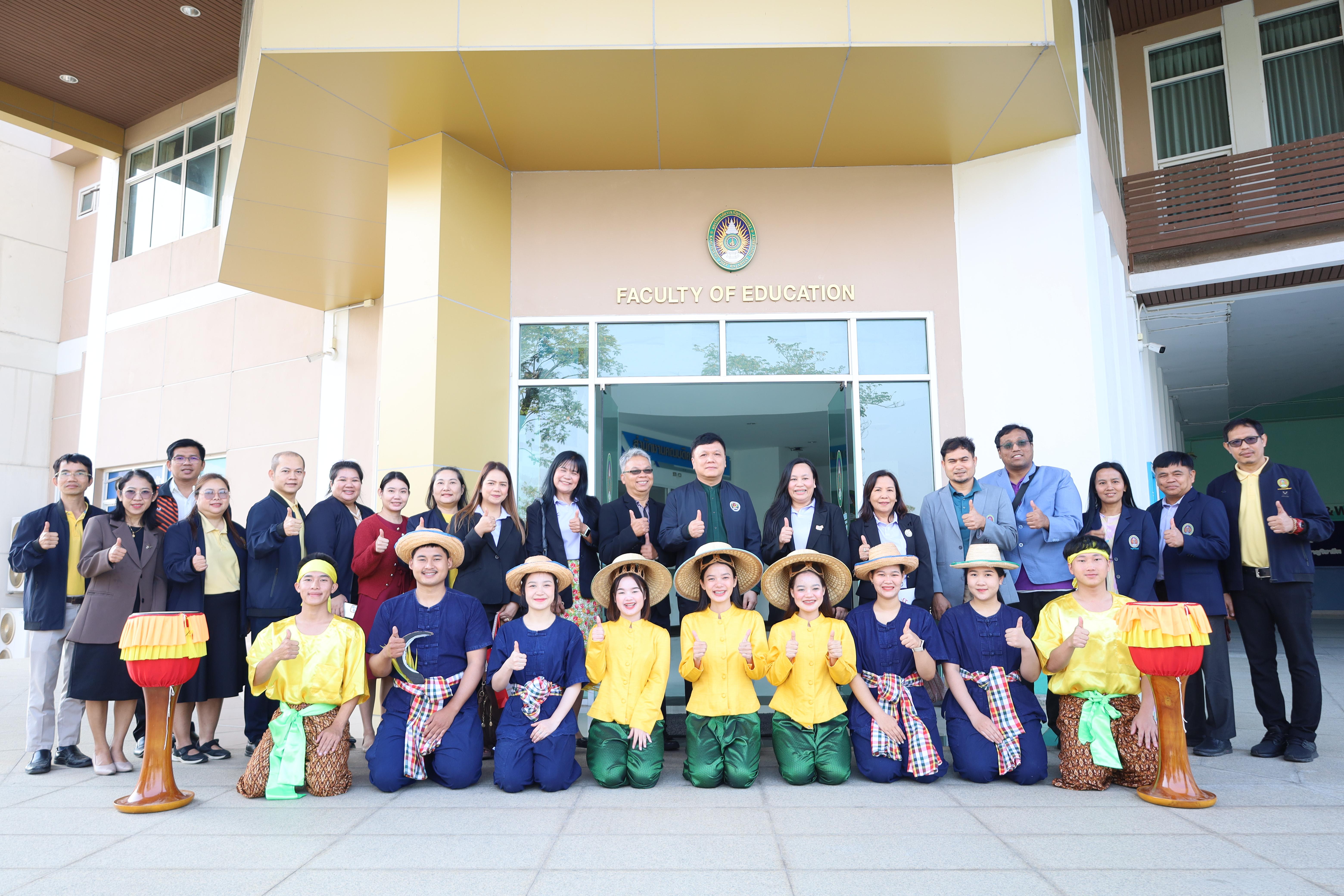 12. ต้อนรับคณะศึกษาดูงานมรภ.นครศรีธรรมราช