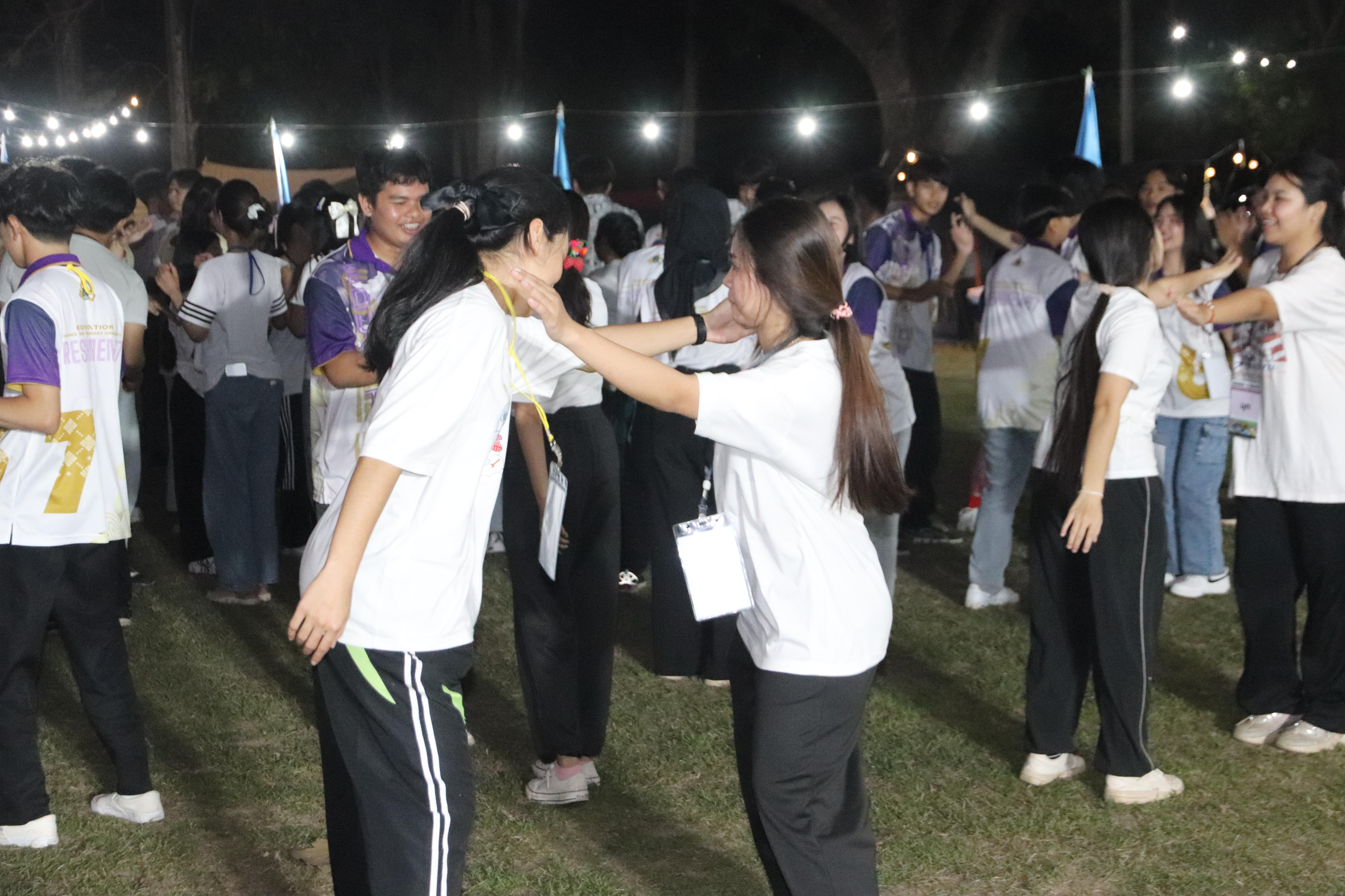 374. กิจกรรมค่ายจิตอาสาครุศาสตร์สัมพันธ์ 8 มหาวิทยาลัยราชภัฏภาคเหนือ ครั้งที่ 9 วันที่2