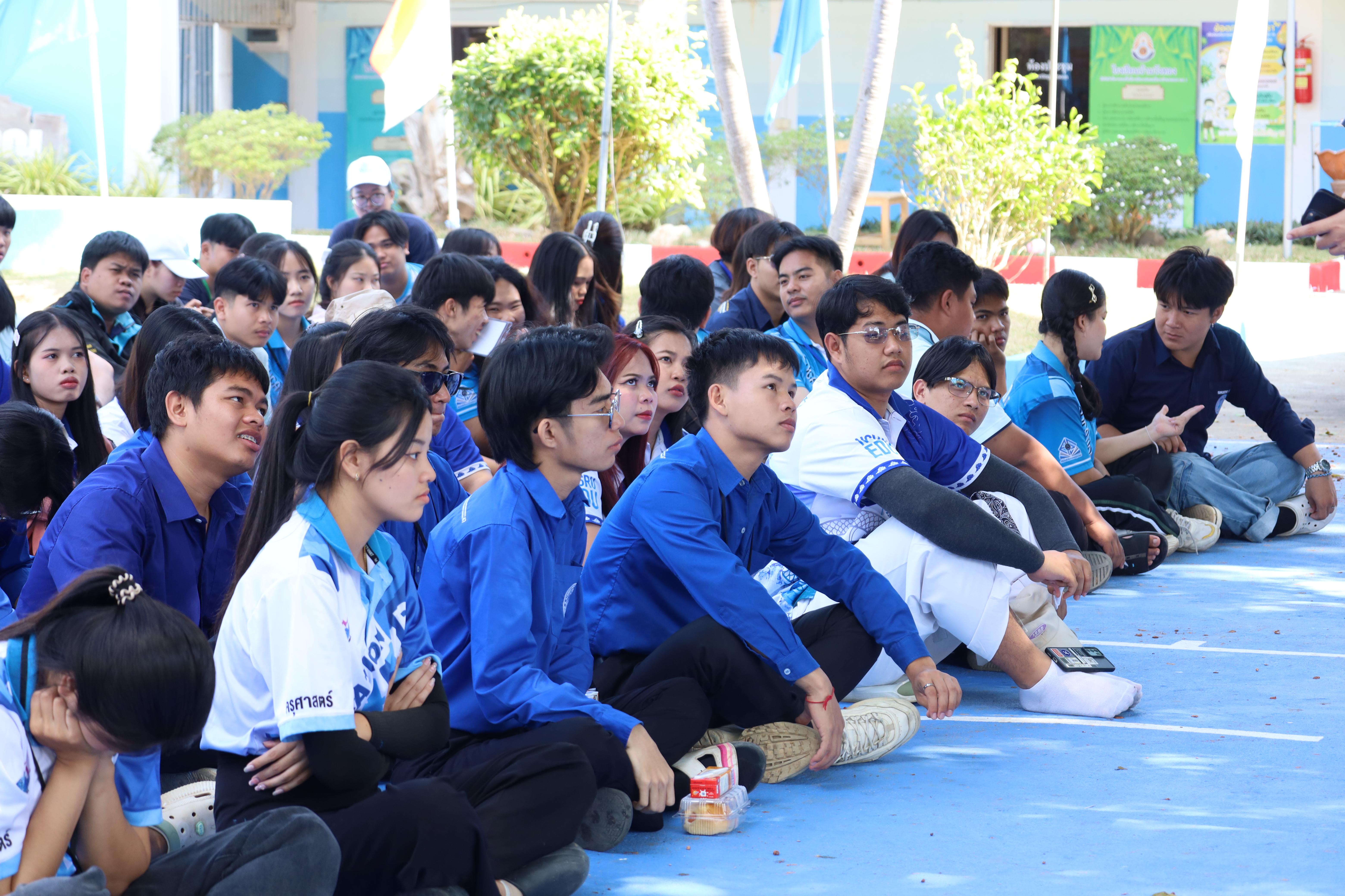 733. กิจกรรมค่ายจิตอาสาครุศาสตร์สัมพันธ์ 8 มหาวิทยาลัยราชภัฏภาคเหนือ ครั้งที่ 9 วันที่2