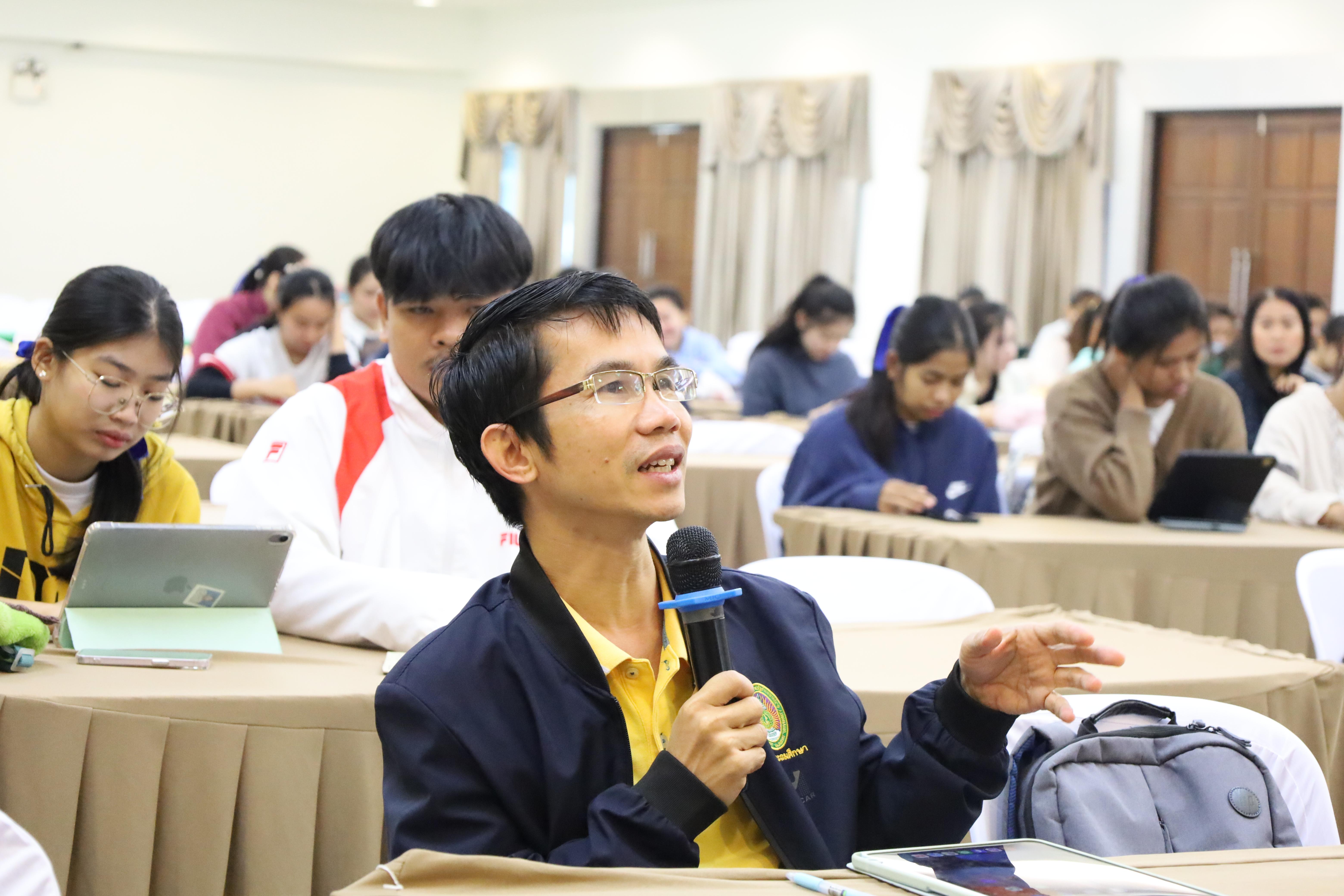 29. กิจกรรมอบรมเชิงปฏิบัติการนวัตกรรมทางการศึกษารูปแบบ PTRU วันที่ 2