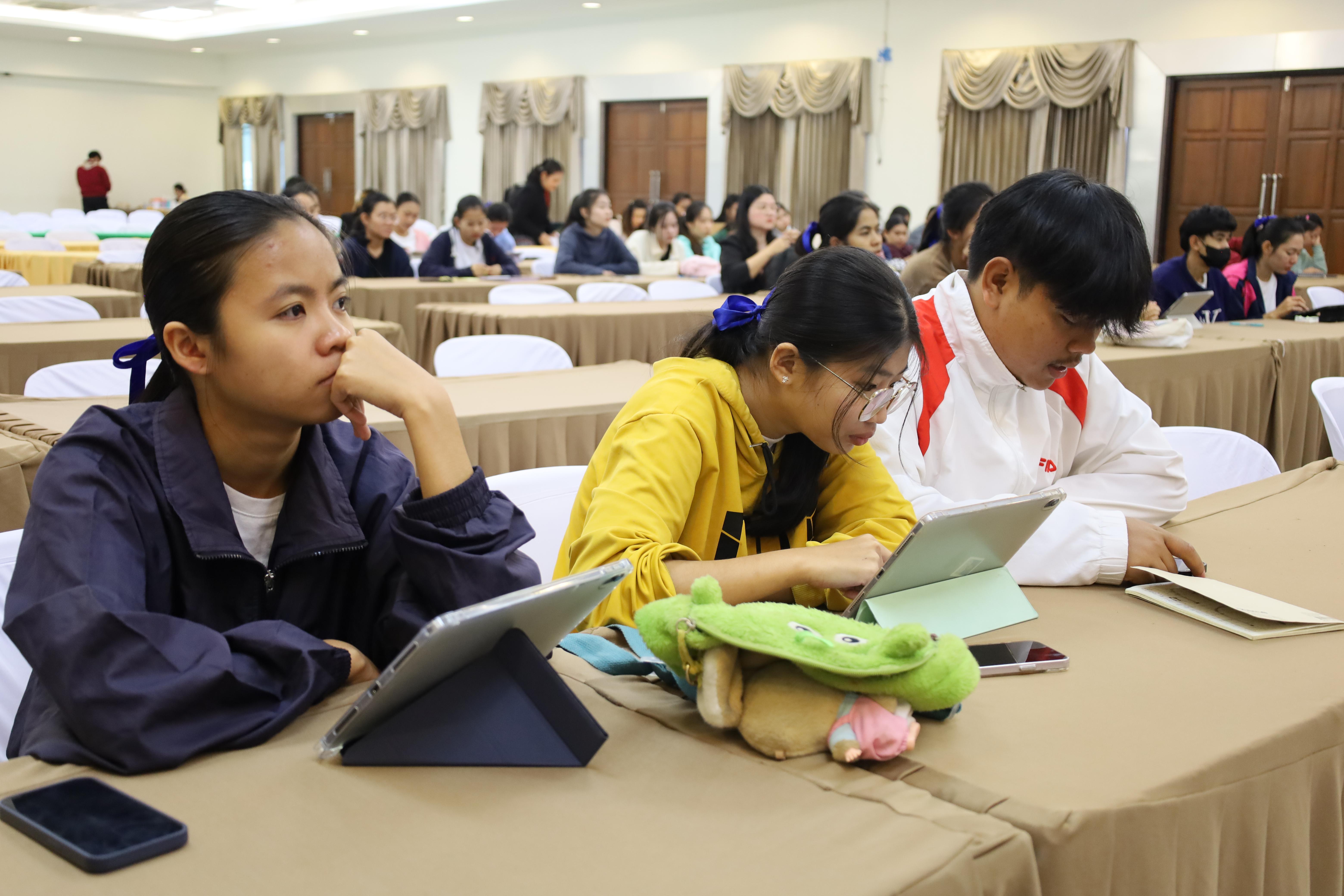 57. กิจกรรมอบรมเชิงปฏิบัติการนวัตกรรมทางการศึกษารูปแบบ PTRU วันที่ 2