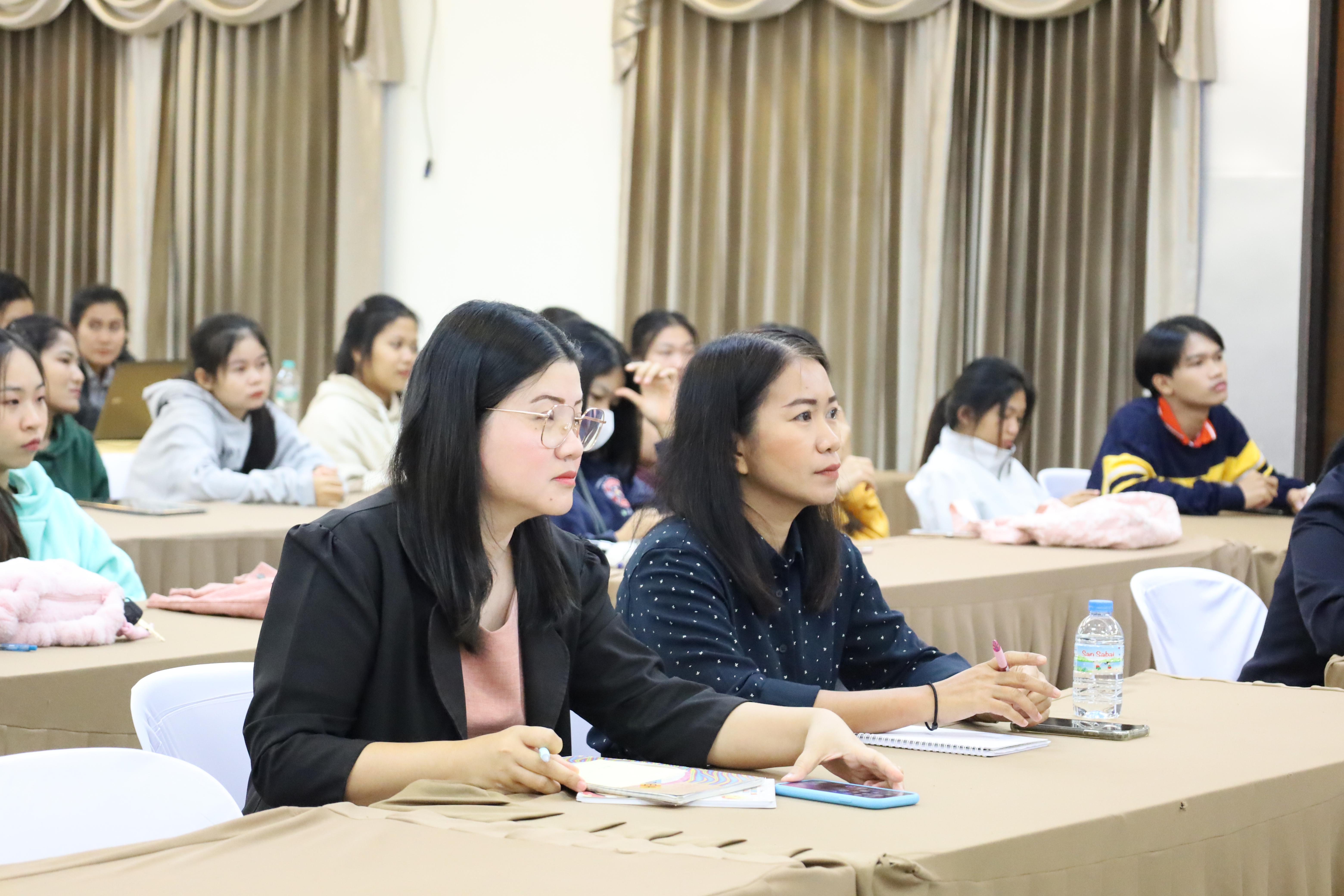 59. กิจกรรมอบรมเชิงปฏิบัติการนวัตกรรมทางการศึกษารูปแบบ PTRU วันที่ 2