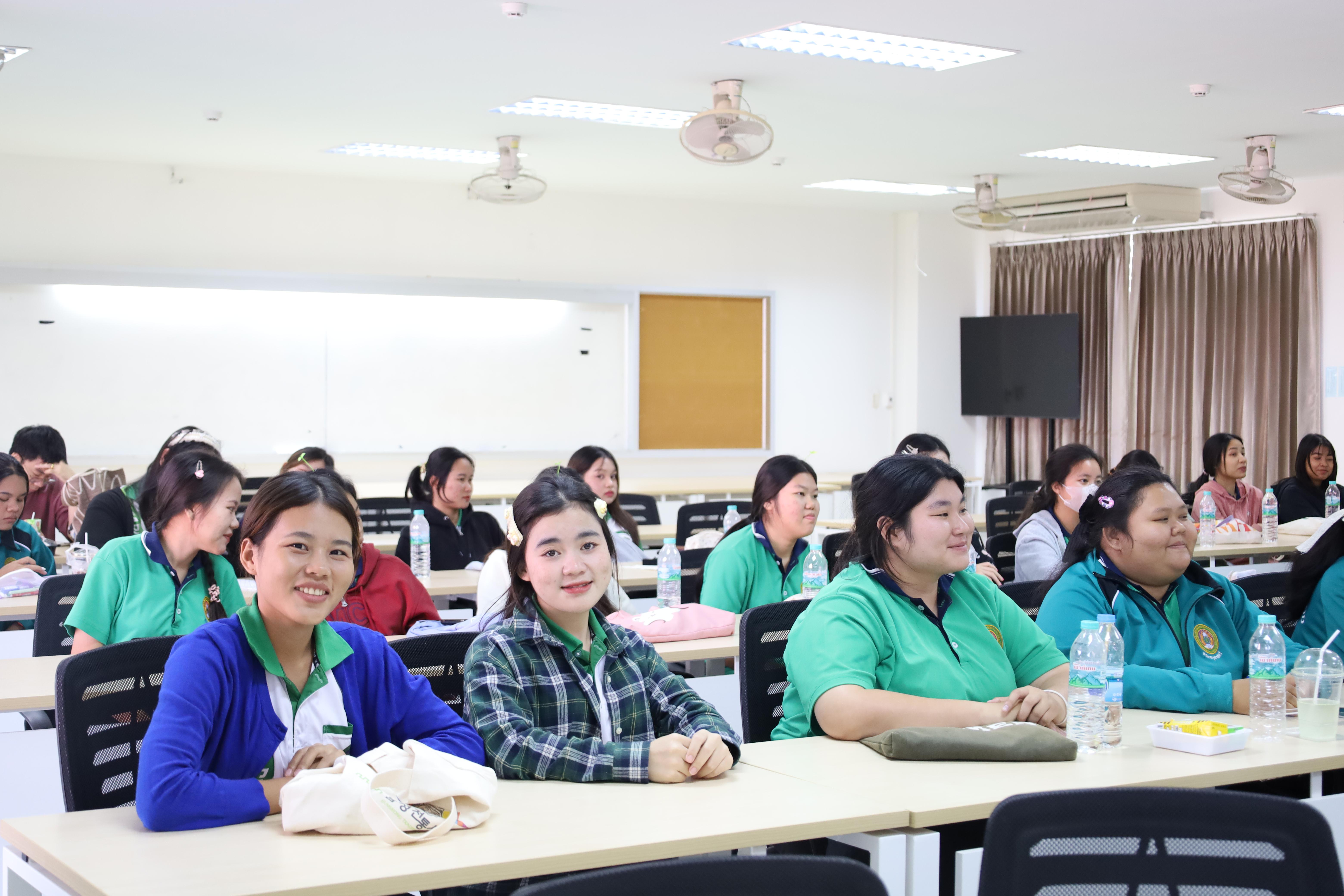11. กิจกรรมอบรมเชิงปฏิบัติการศิลปะการแสดงละคร โปรแกรมวิชาการศึกษาปฐมวัย