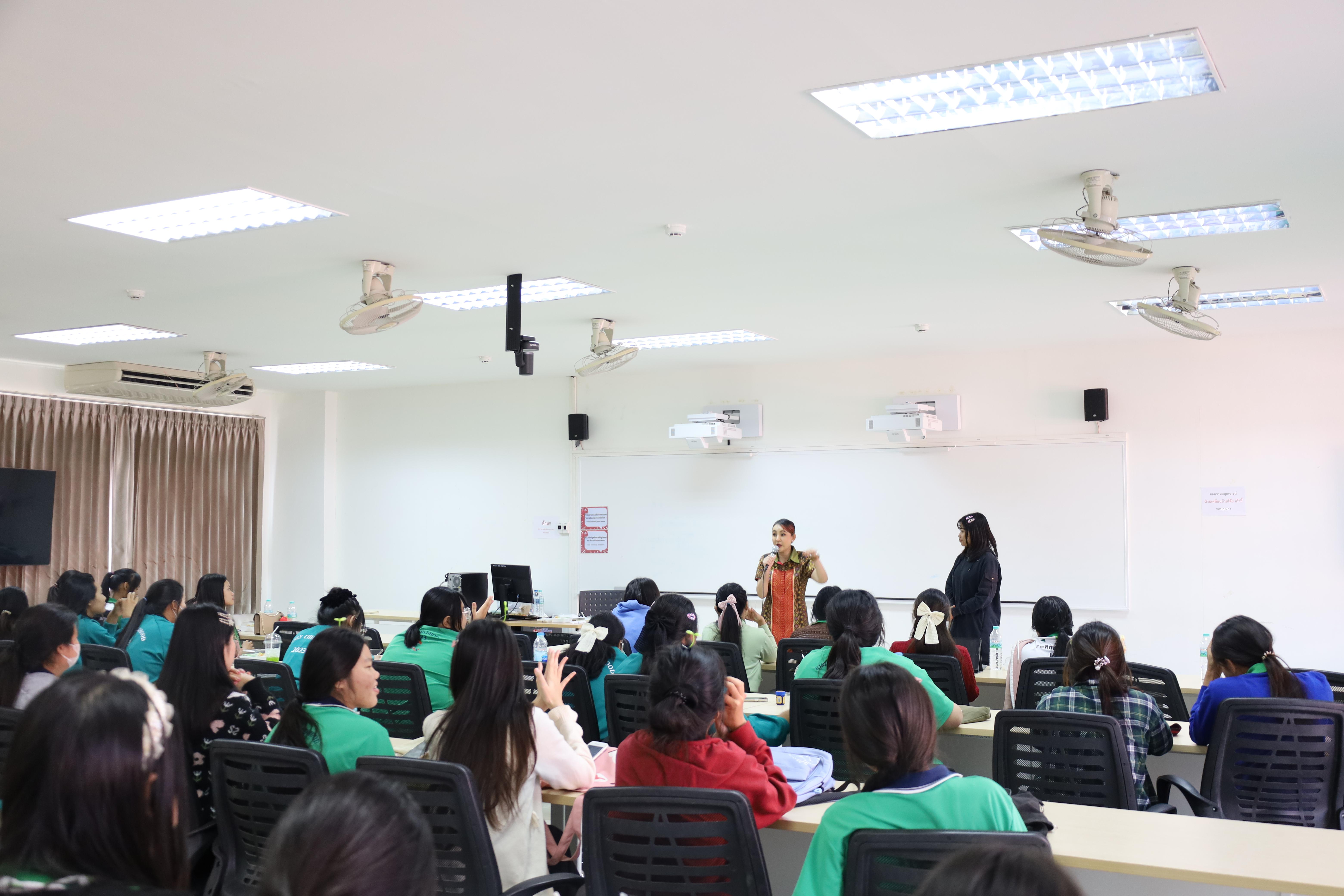 21. กิจกรรมอบรมเชิงปฏิบัติการศิลปะการแสดงละคร โปรแกรมวิชาการศึกษาปฐมวัย