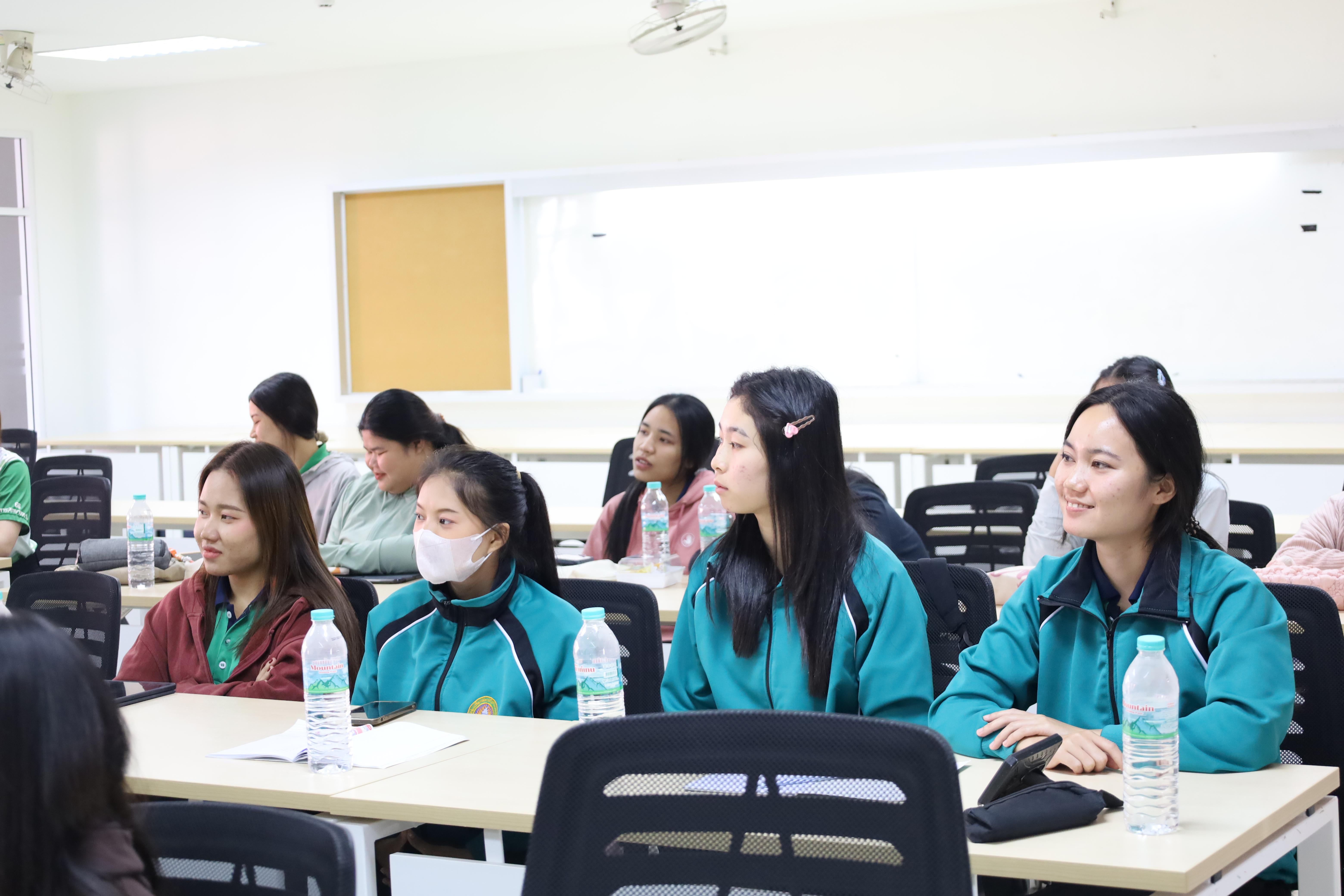 33. กิจกรรมอบรมเชิงปฏิบัติการศิลปะการแสดงละคร โปรแกรมวิชาการศึกษาปฐมวัย