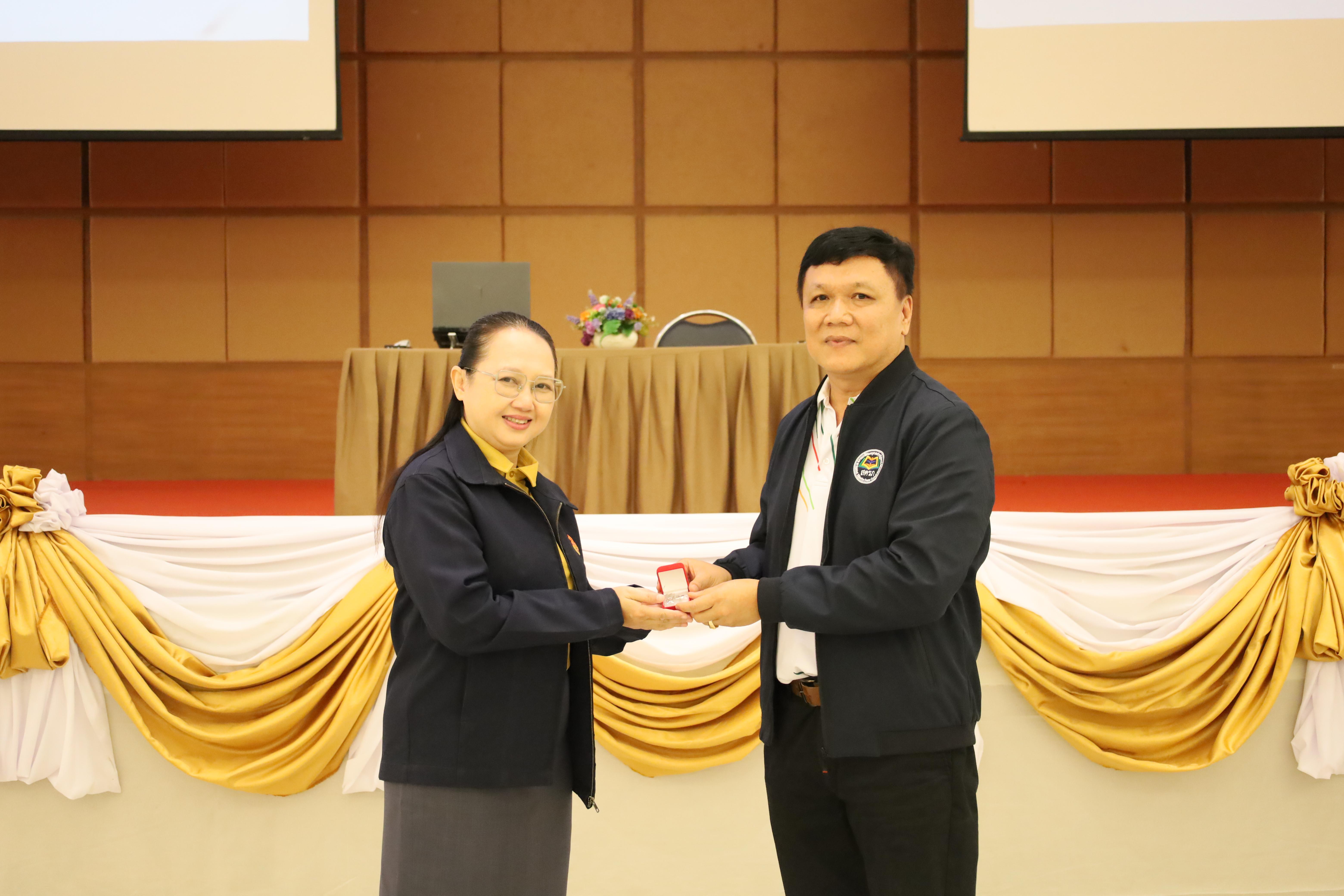 158. กิจกรรมสัมมนาและนำเสนอนวัตกรรมทางการศึกษานักศึกษาฝึกประสบการณ์วิชาชีพครู