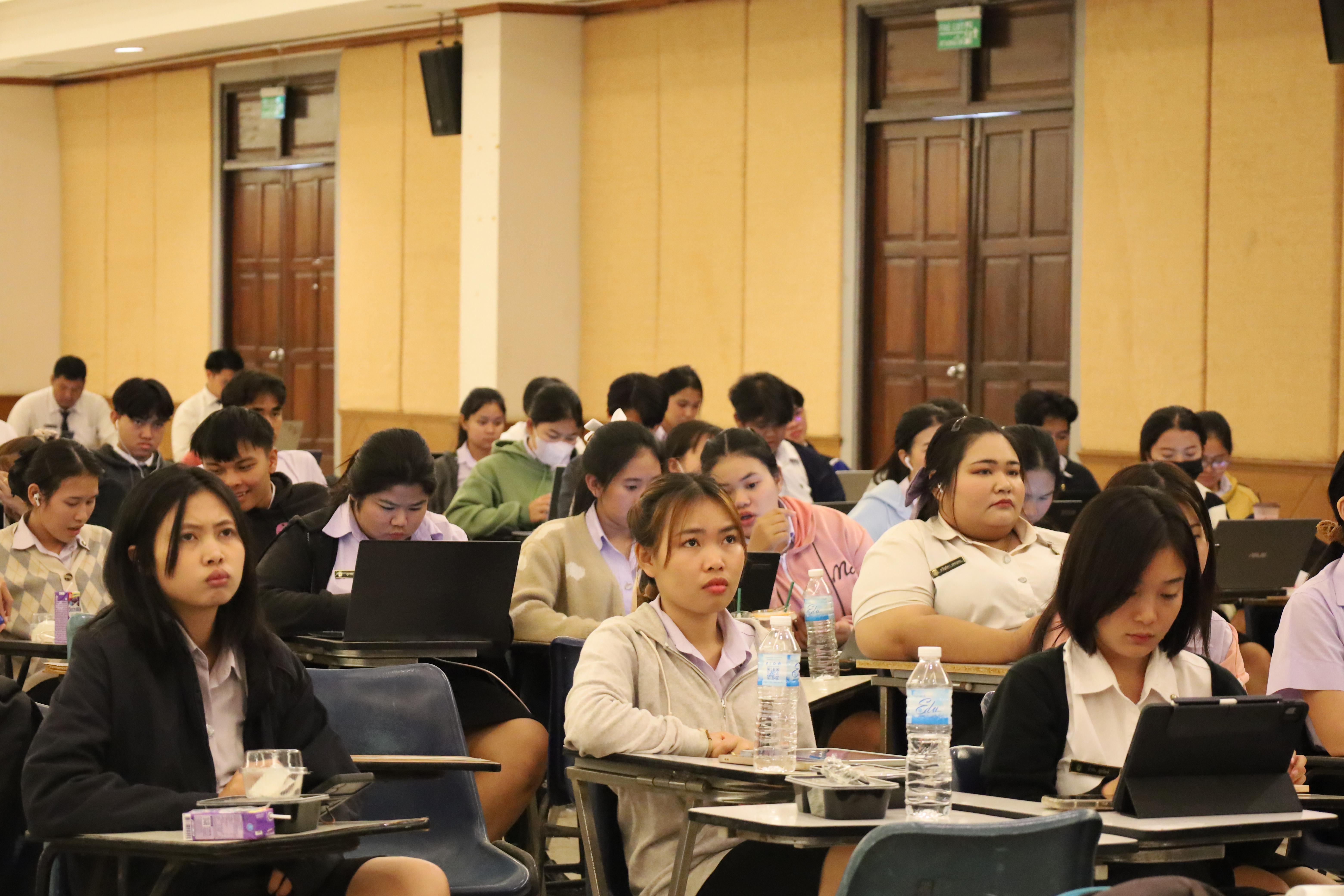 74. กิจกรรมสัมมนาและนำเสนอนวัตกรรมทางการศึกษานักศึกษาฝึกประสบการณ์วิชาชีพครู วันที่2