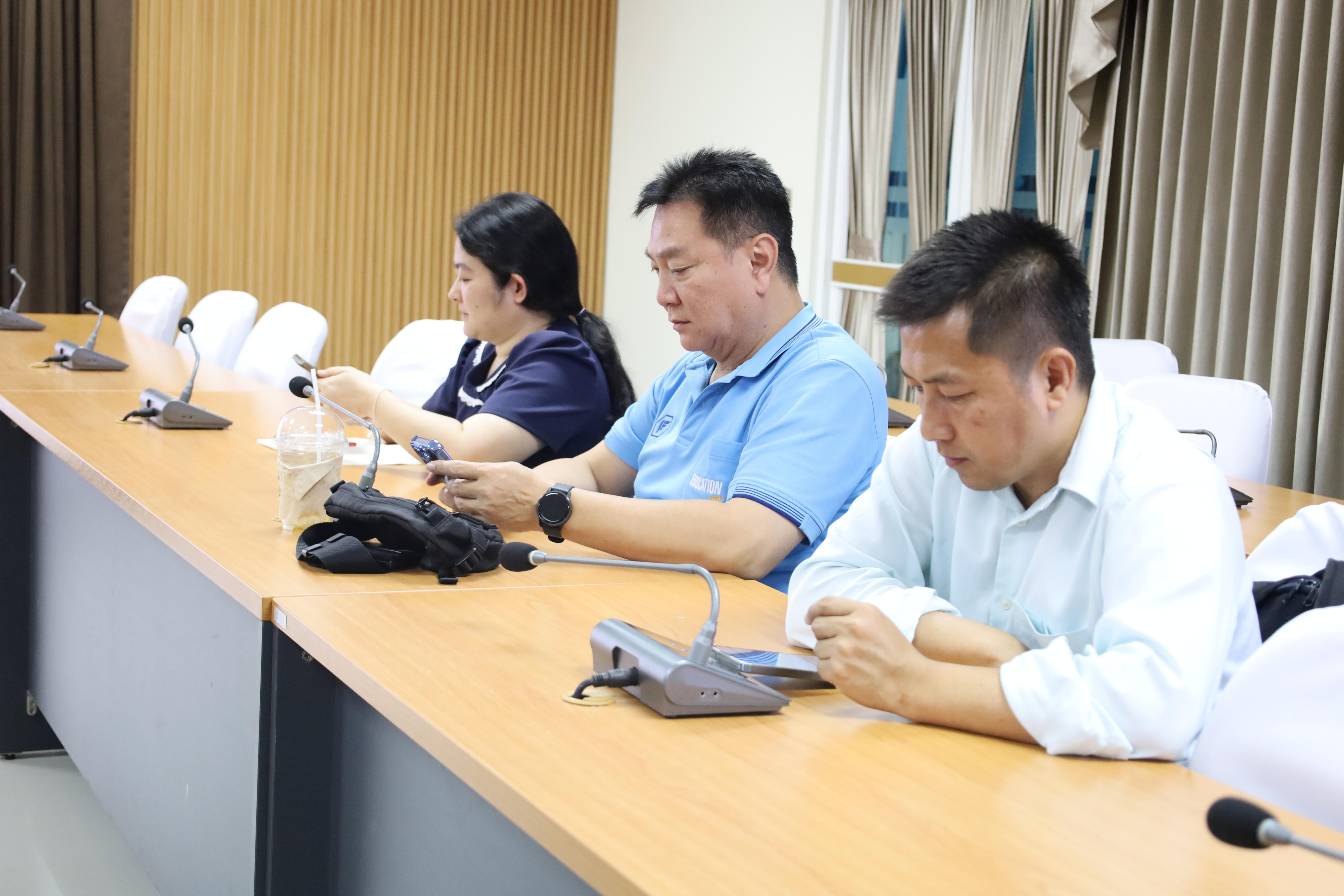 7. การประชุมเพื่อเตรียมความพร้อมการแข่งขันทักษะวิชาการวิชาชีพครู