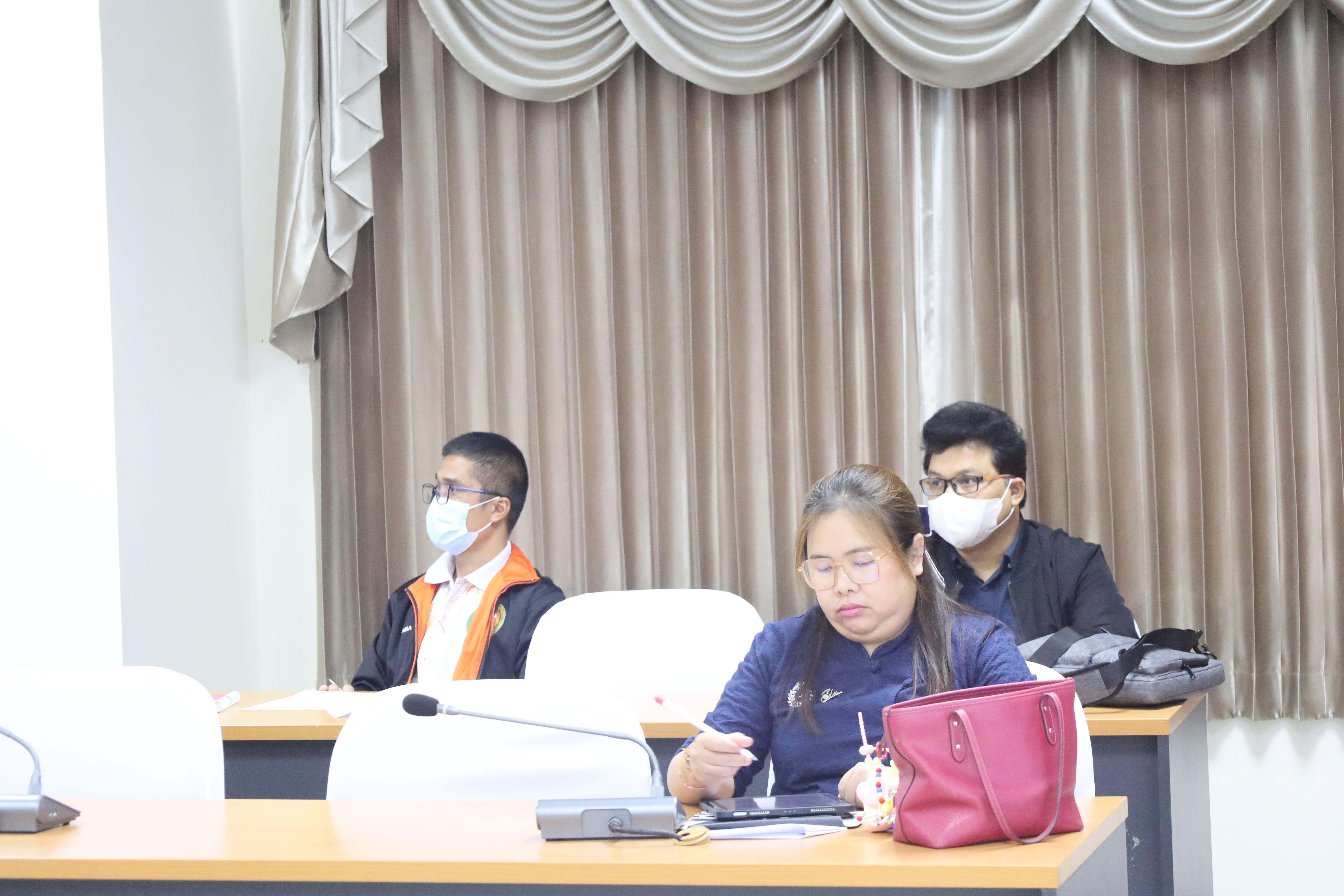 12. การประชุมการปรับแก้หลักสูตรตามข้อเสนอแนะของ สป.อว. และแนวทางการพัฒนาอาจารย์ที่ไม่มีวุฒิทางการศึกษา