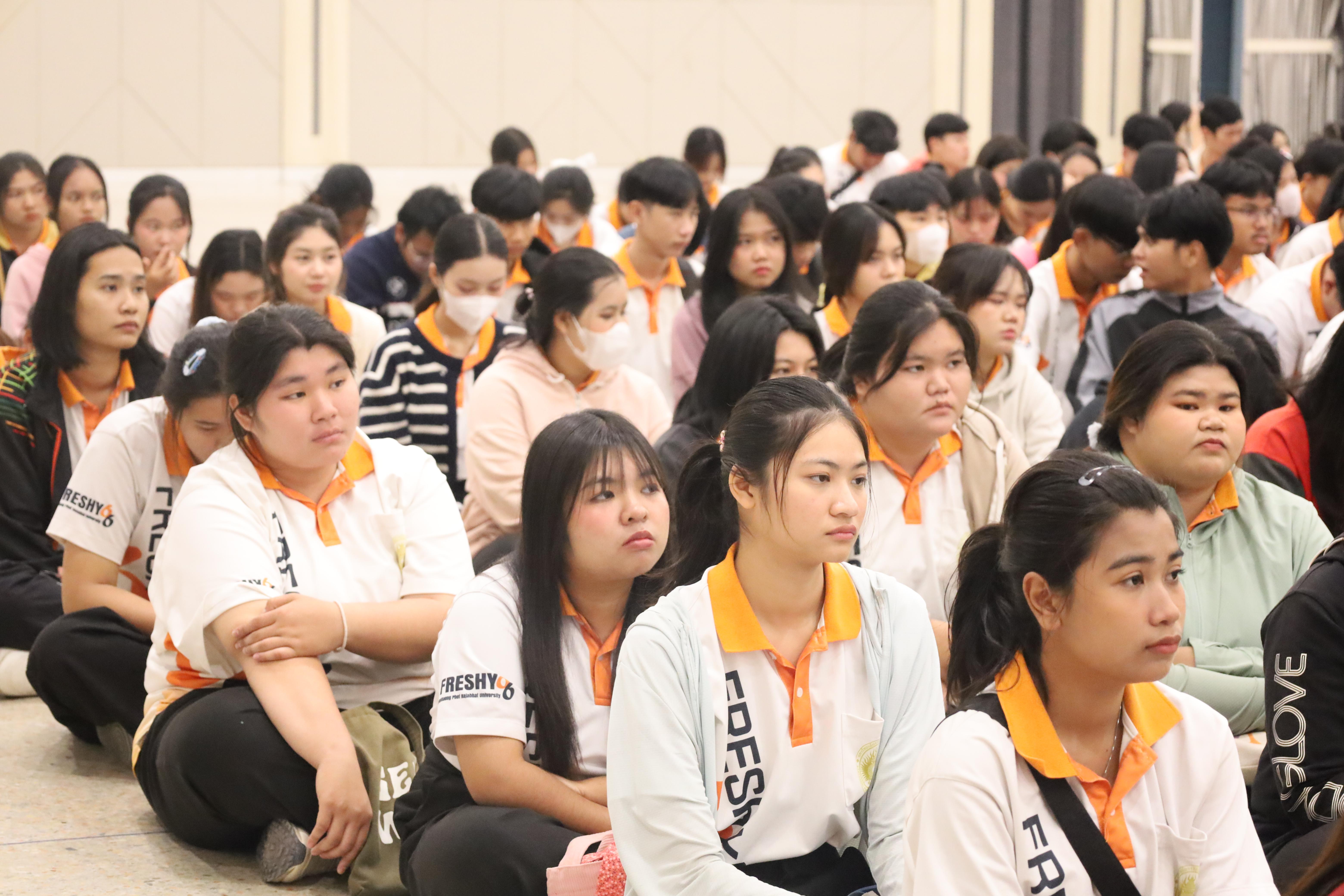 32. กิจกรรมอบรมพัฒนาทักษะนักศึกษาตามสมรรถนะ ชั้นปีที่ 2