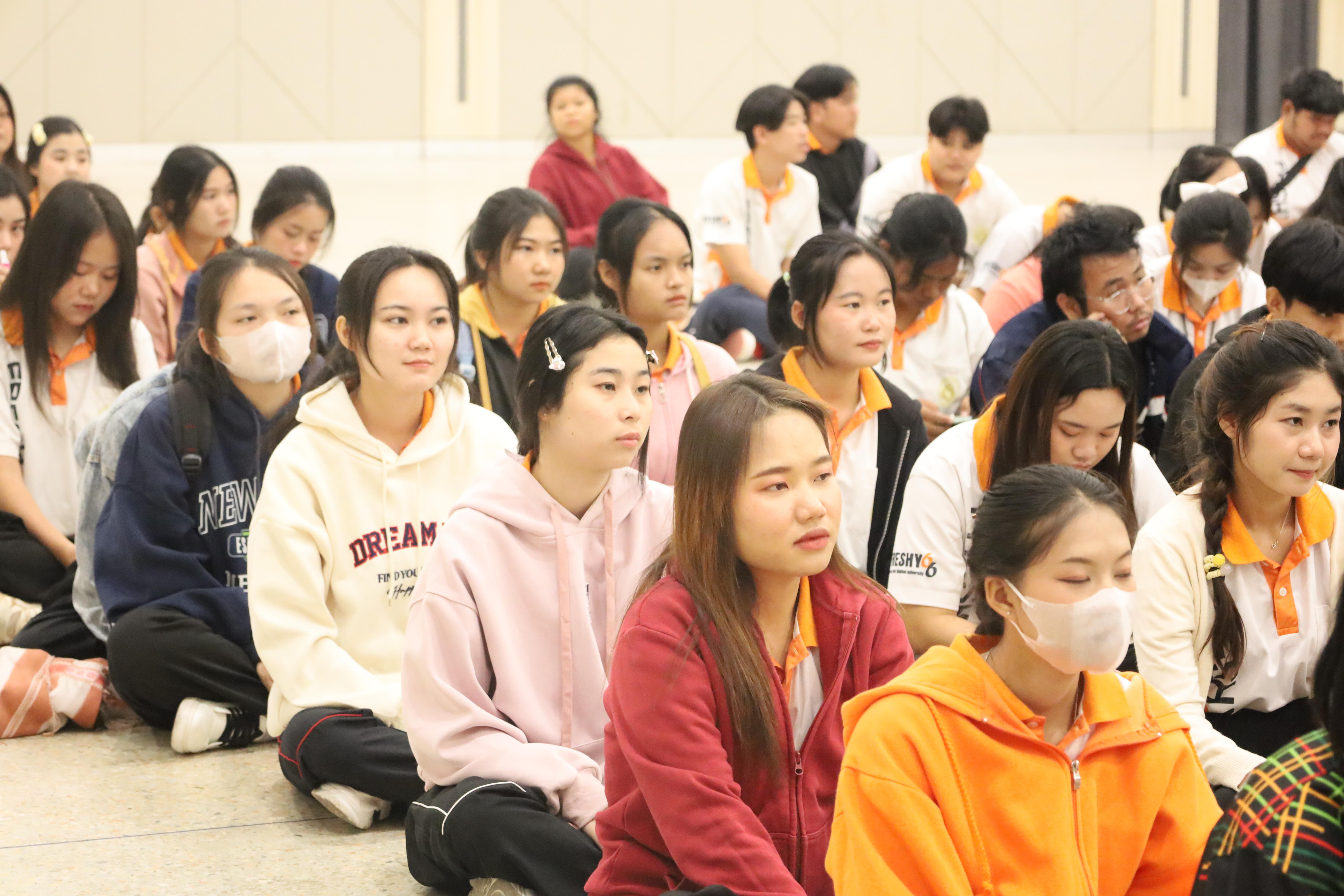 36. กิจกรรมอบรมพัฒนาทักษะนักศึกษาตามสมรรถนะ ชั้นปีที่ 2