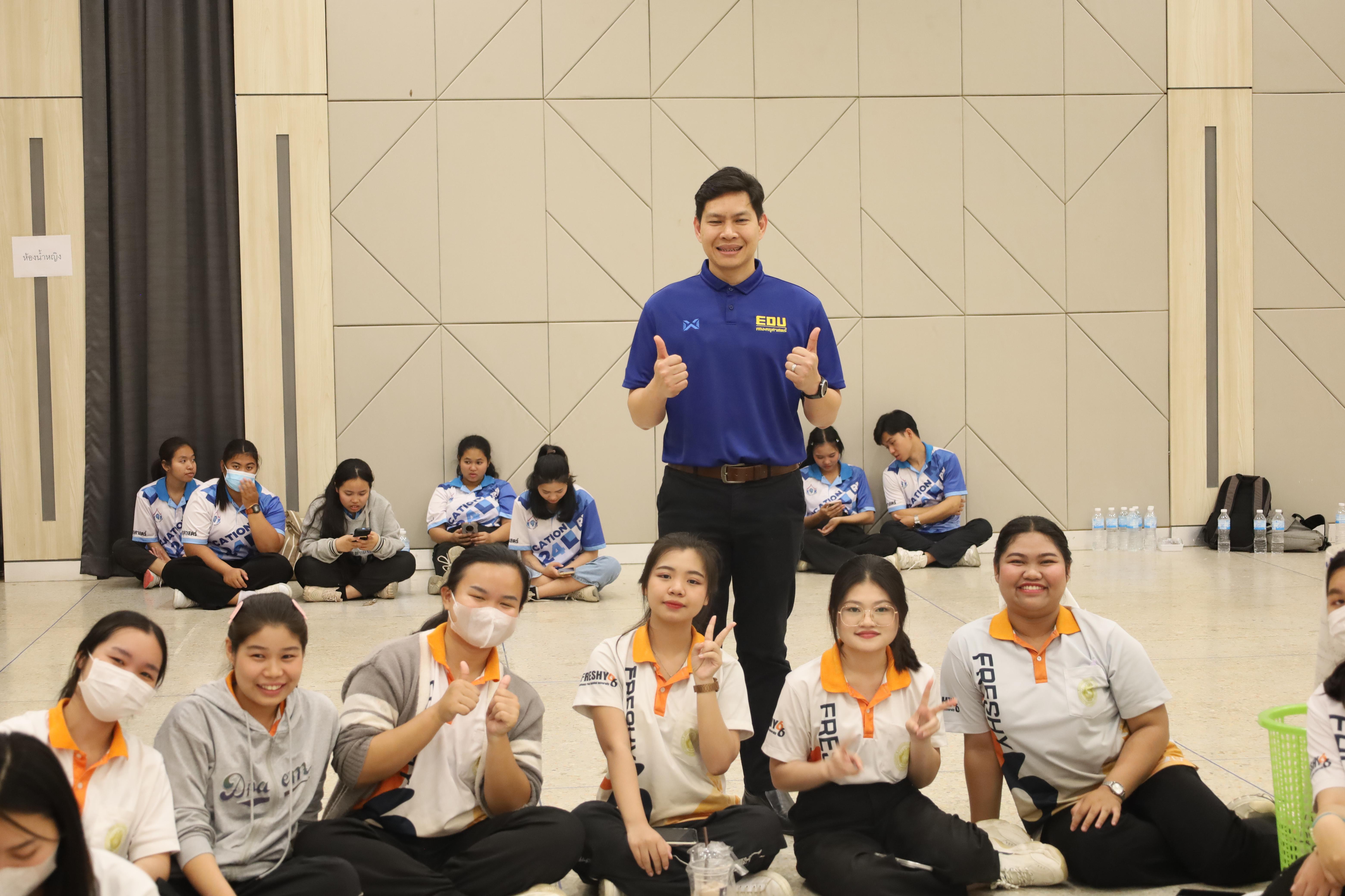 74. กิจกรรมอบรมพัฒนาทักษะนักศึกษาตามสมรรถนะ ชั้นปีที่ 2