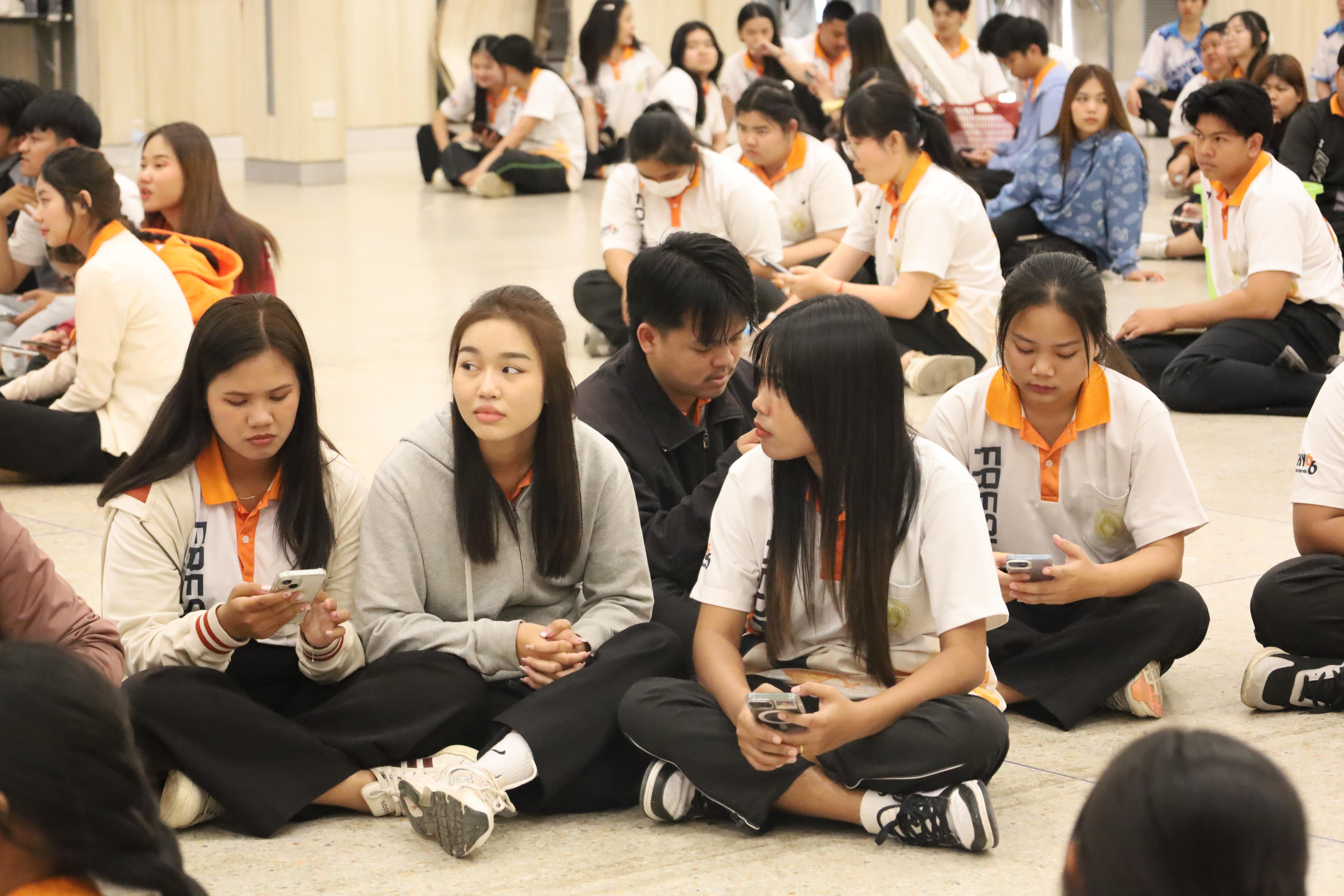 100. กิจกรรมอบรมพัฒนาทักษะนักศึกษาตามสมรรถนะ ชั้นปีที่ 2