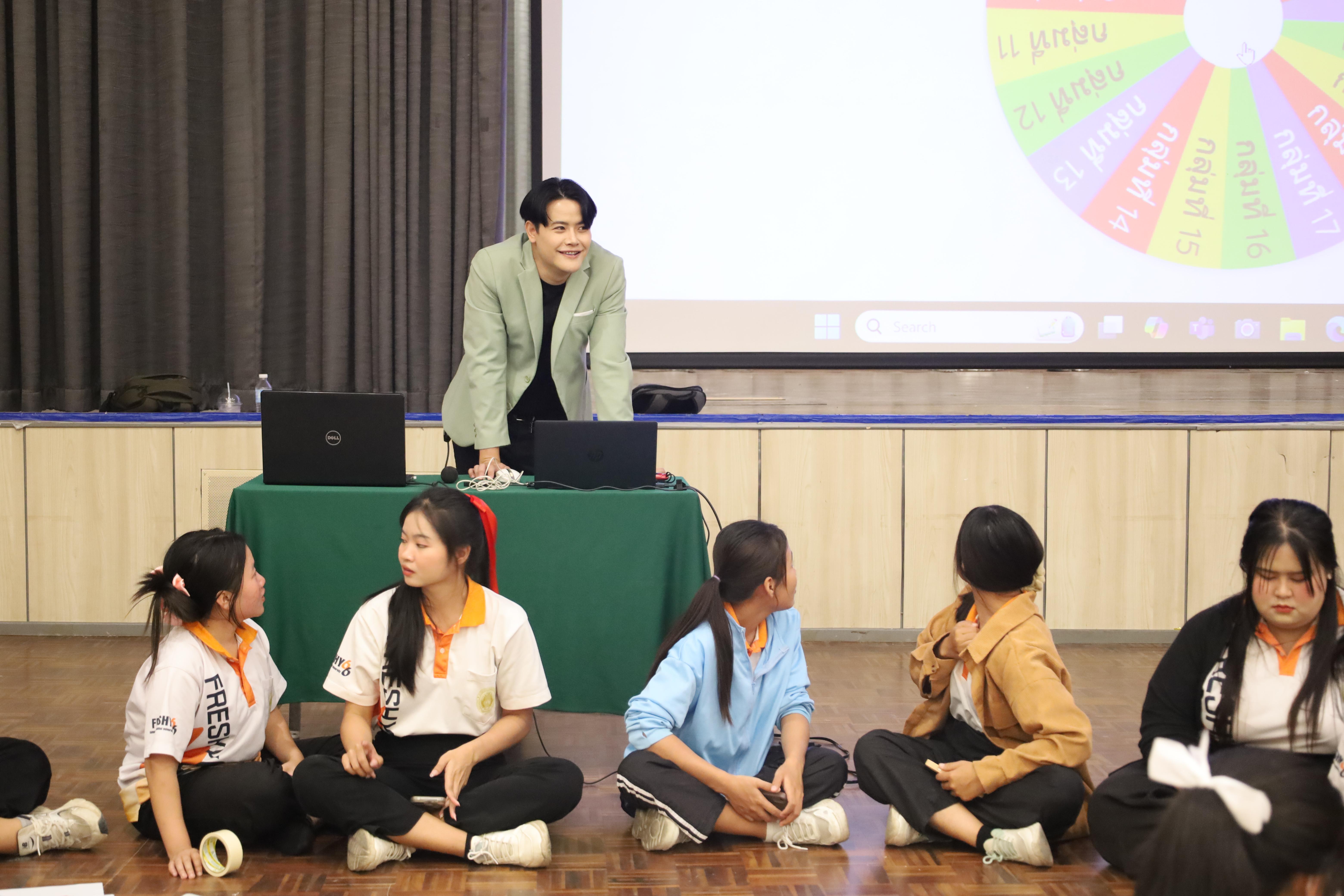 101. กิจกรรมอบรมพัฒนาทักษะนักศึกษาตามสมรรถนะ ชั้นปีที่ 2