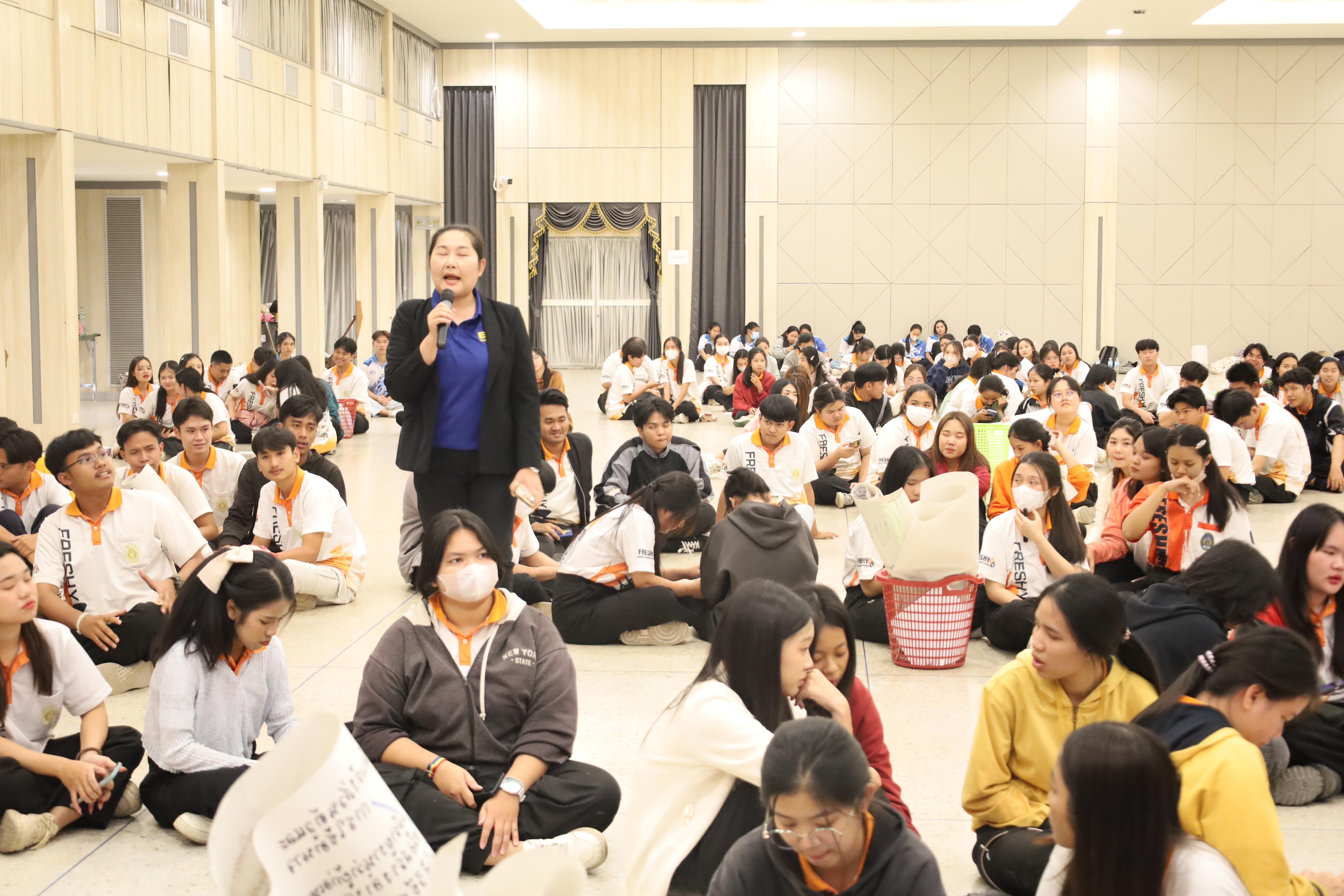 109. กิจกรรมอบรมพัฒนาทักษะนักศึกษาตามสมรรถนะ ชั้นปีที่ 2