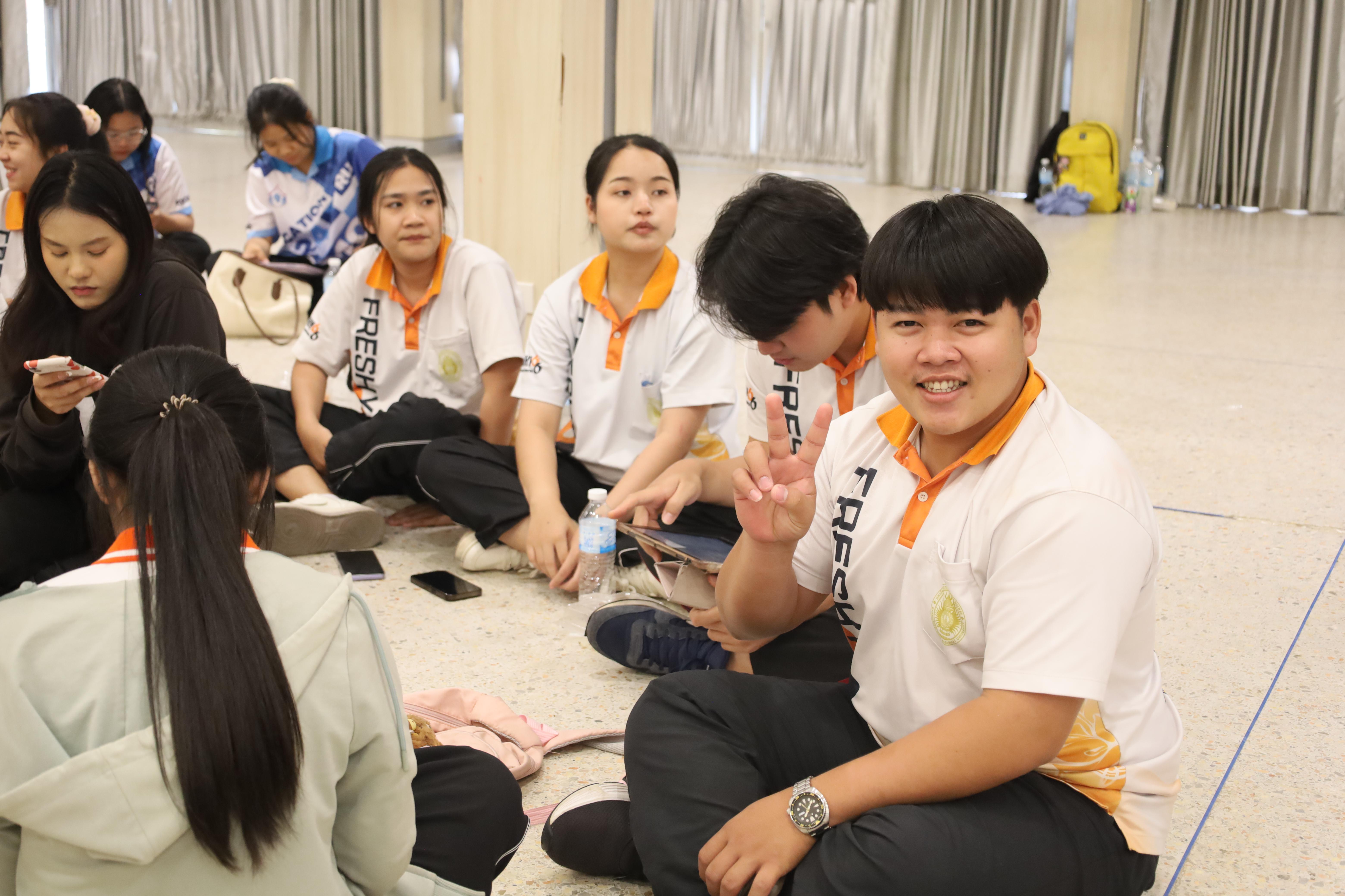 121. กิจกรรมอบรมพัฒนาทักษะนักศึกษาตามสมรรถนะ ชั้นปีที่ 2