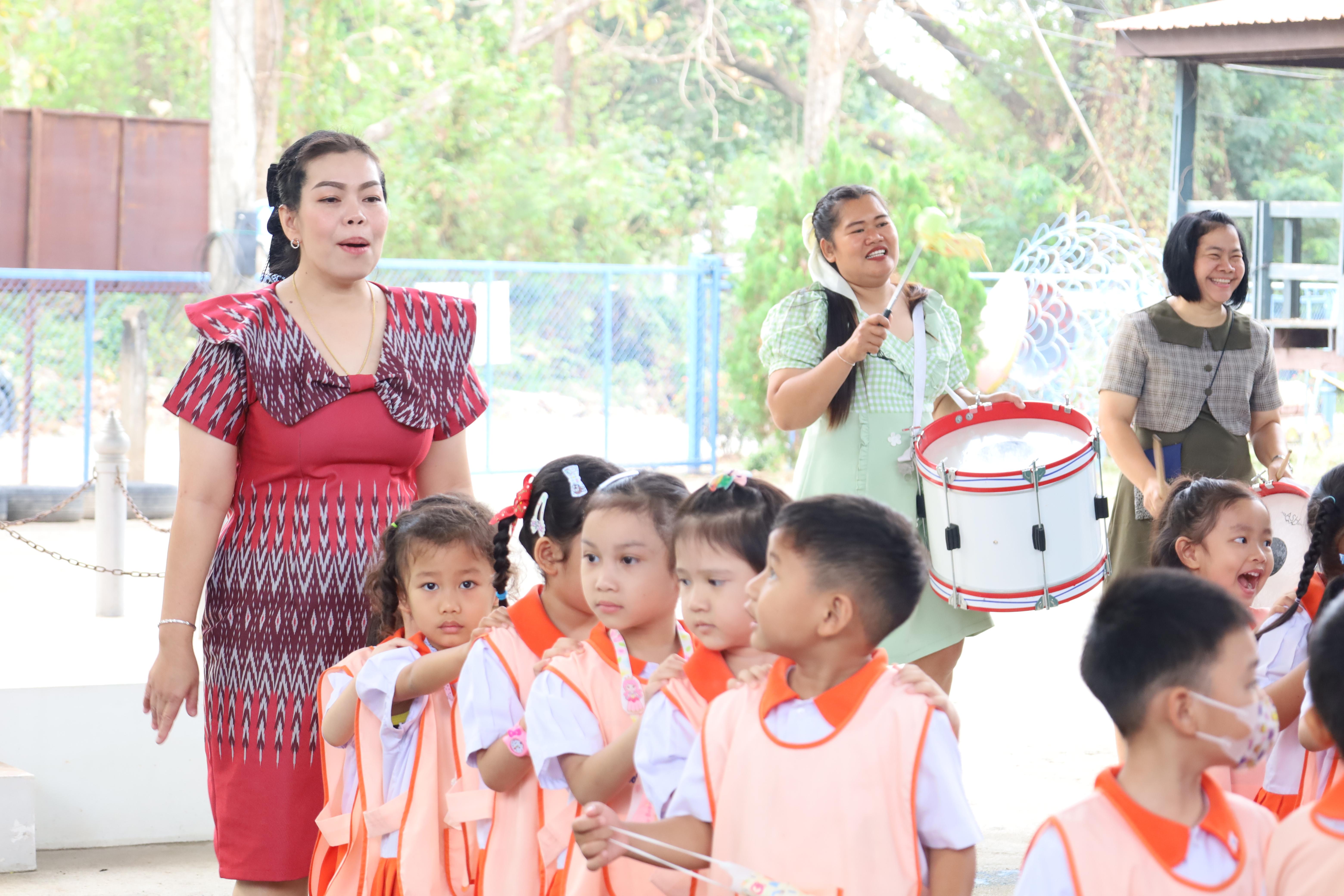 39. การตรวจประเมินคุณภาพการศึกษาโรงเรียนอนุบาลราชภัฏกำแพงเพชร