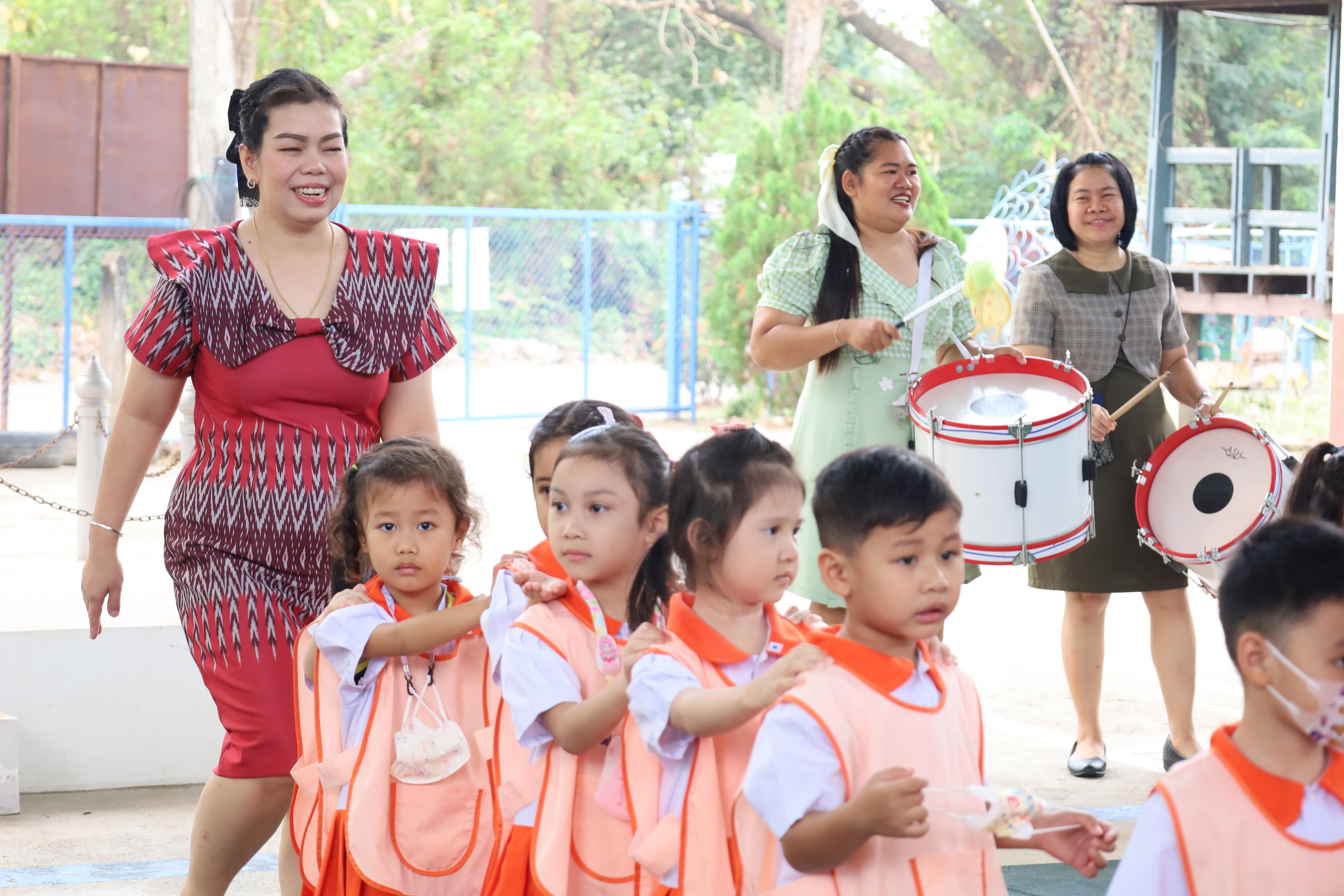 41. การตรวจประเมินคุณภาพการศึกษาโรงเรียนอนุบาลราชภัฏกำแพงเพชร