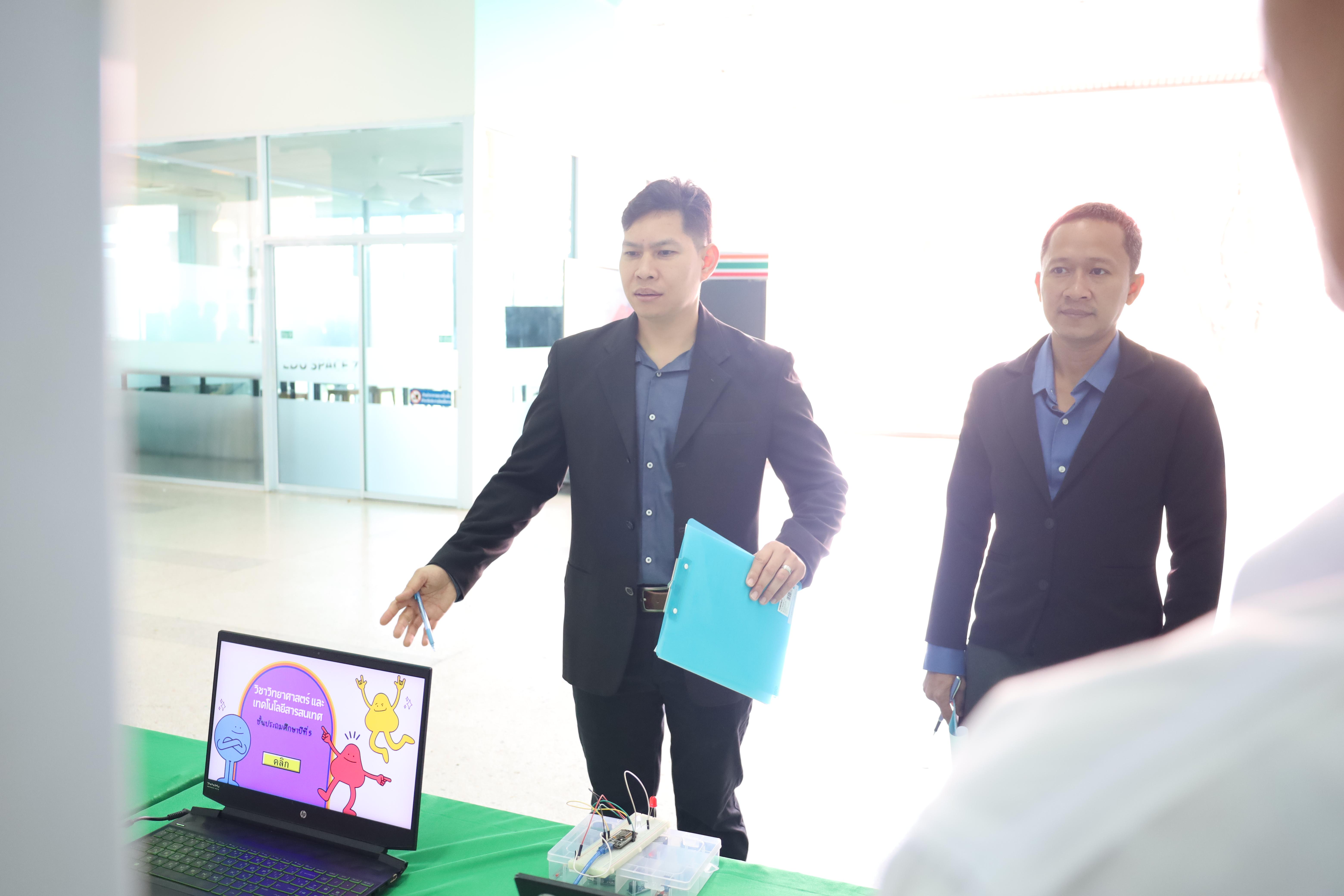 29. นิทรรศการแสดงผลงานและประเมินโครงงานเทคโนโลยี IoT