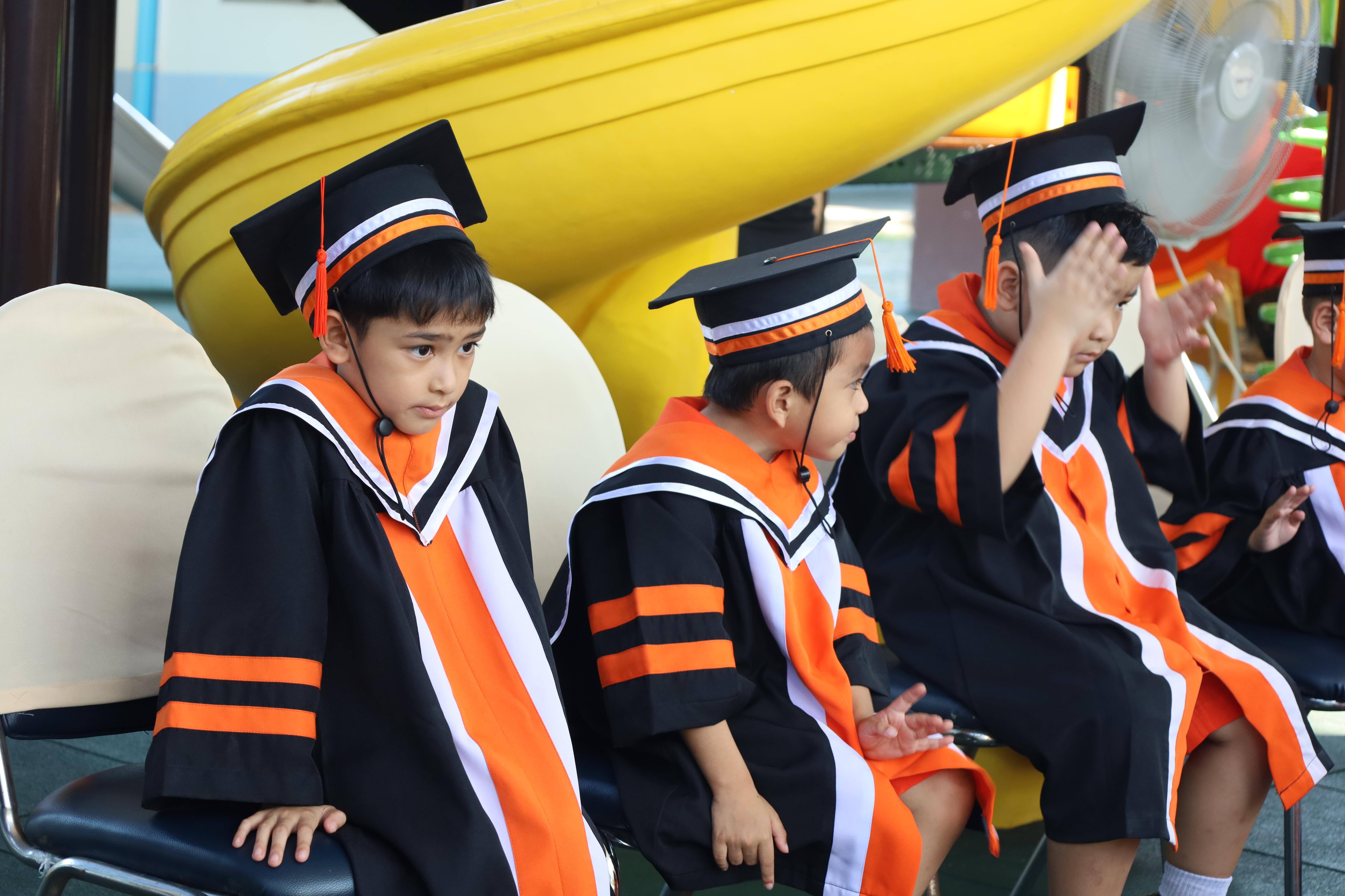 23. กิจกรรมบัณฑิตน้อย โรงเรียนอนุบาลราชภัฏกำแพงเพชร
