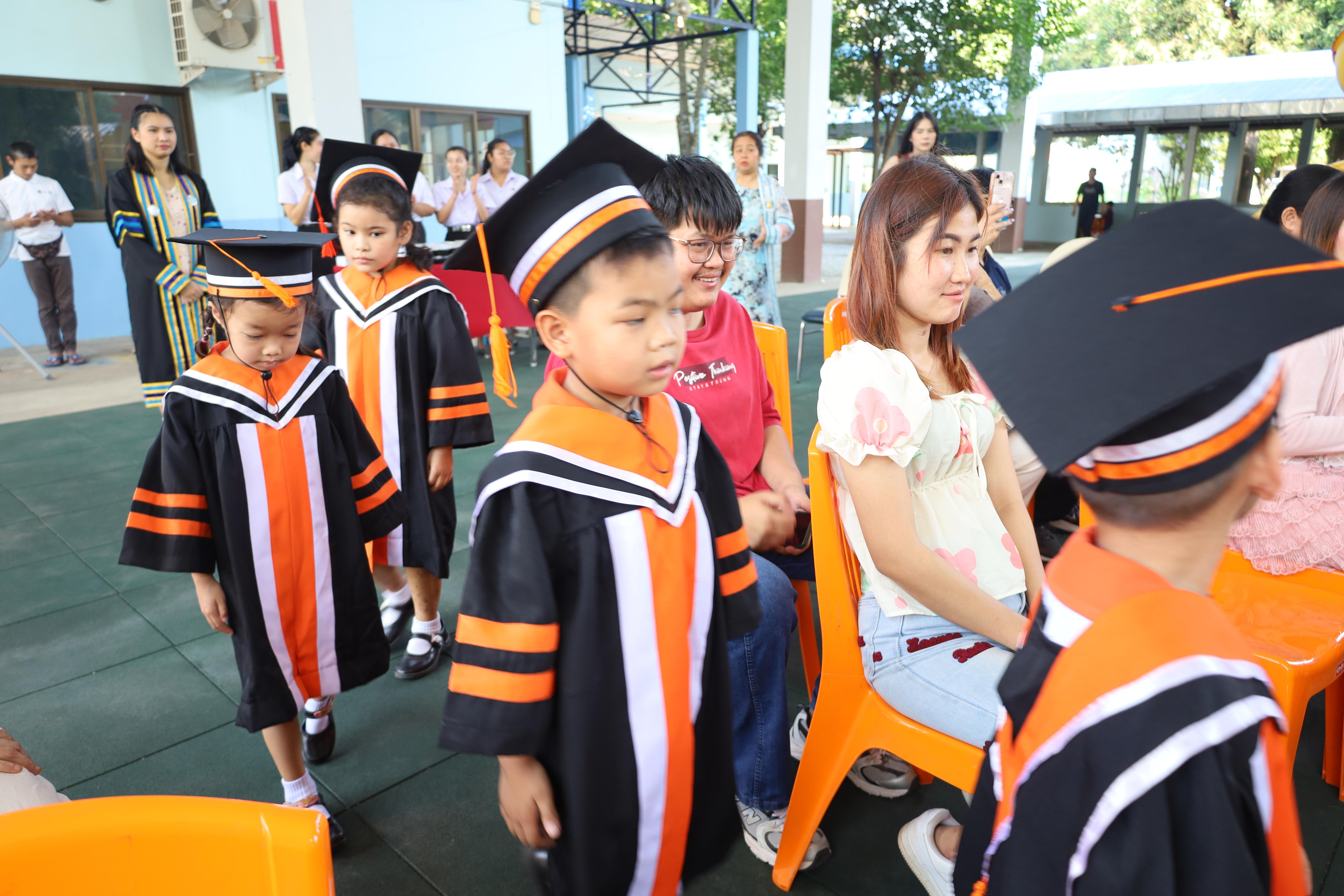 65. กิจกรรมบัณฑิตน้อย โรงเรียนอนุบาลราชภัฏกำแพงเพชร