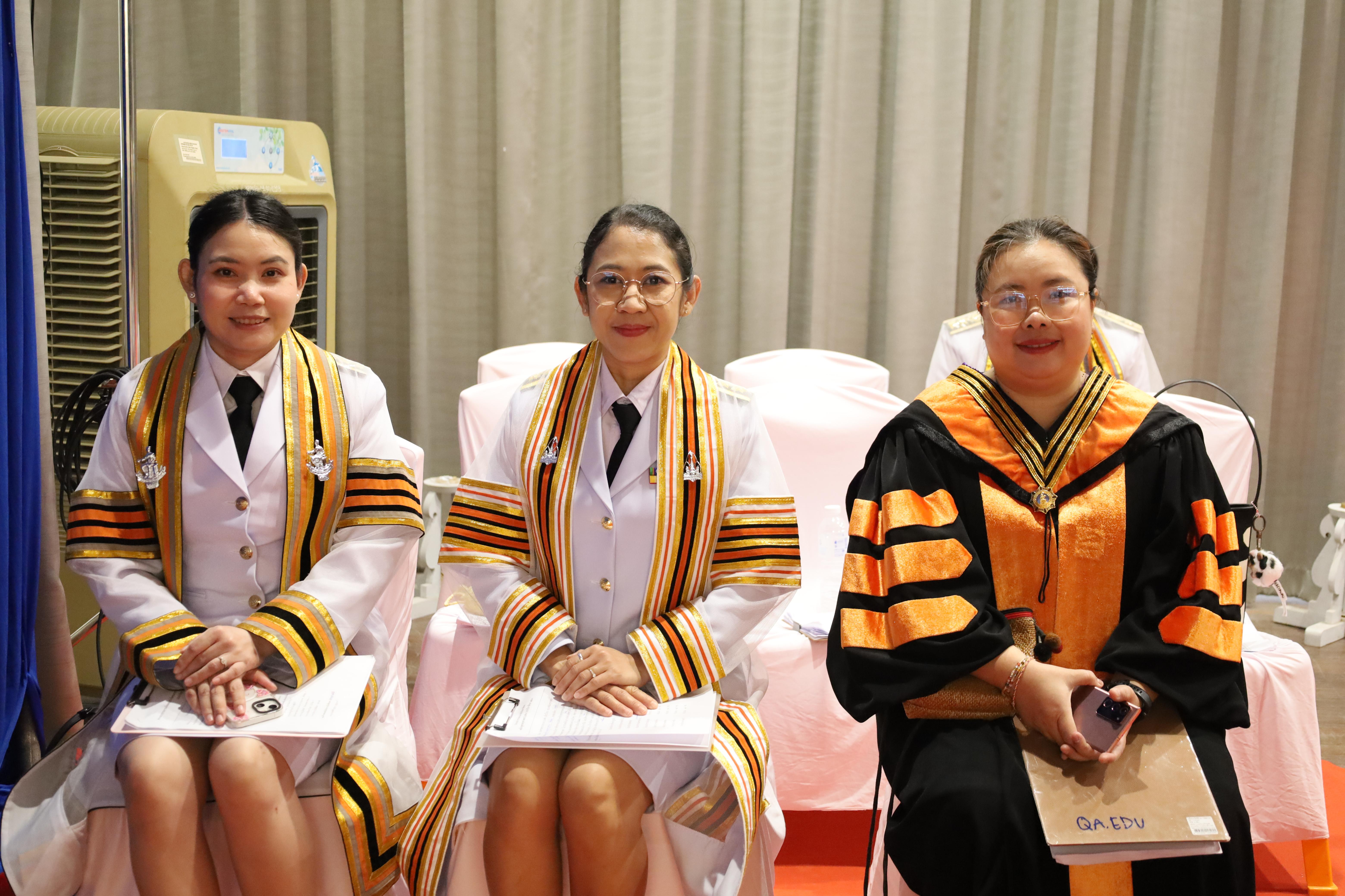 98. งานปัจฉิมนิเทศนักศึกษาหลักสูตรครุศาสตรบัณฑิต