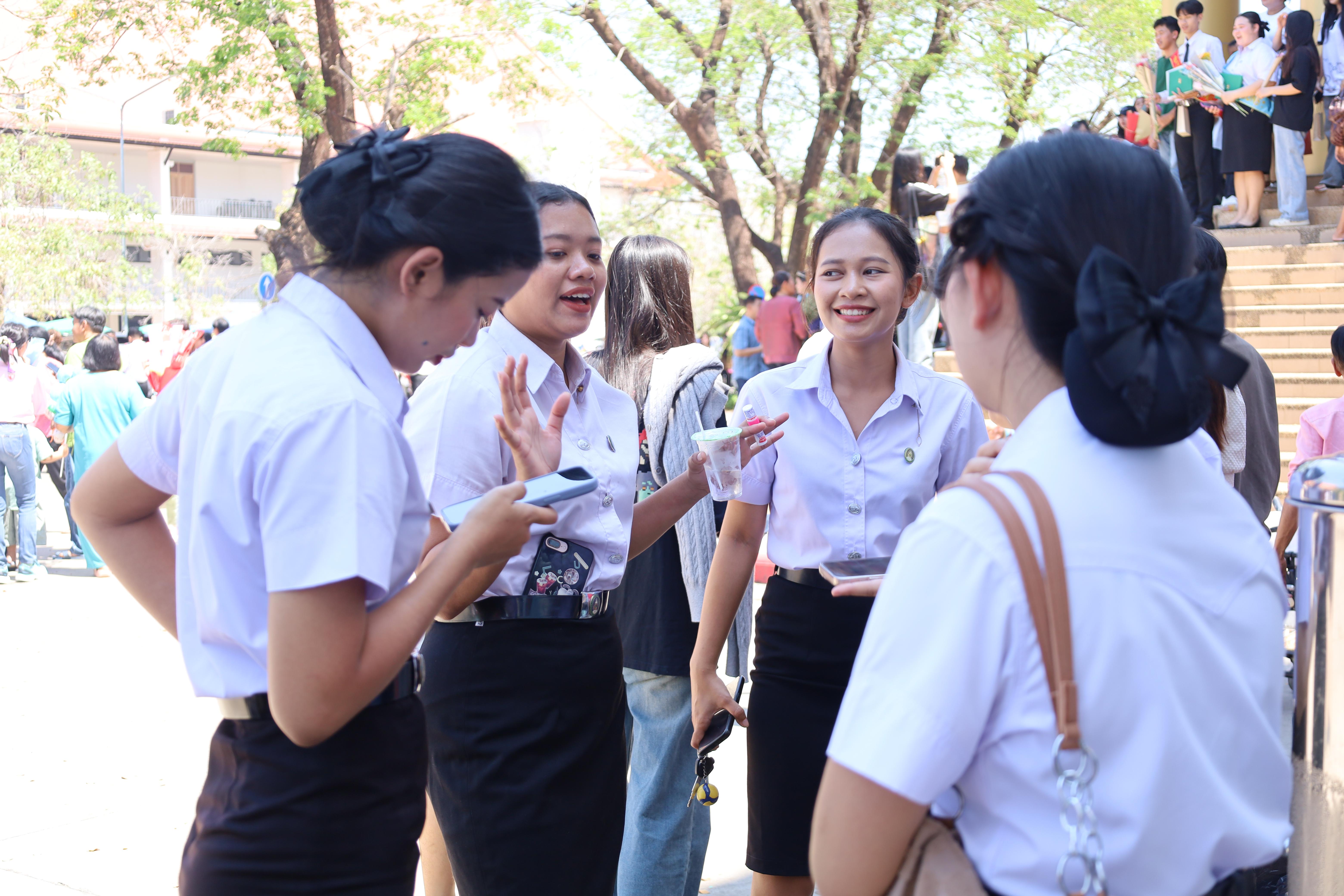 2256. งานปัจฉิมนิเทศนักศึกษาหลักสูตรครุศาสตรบัณฑิต