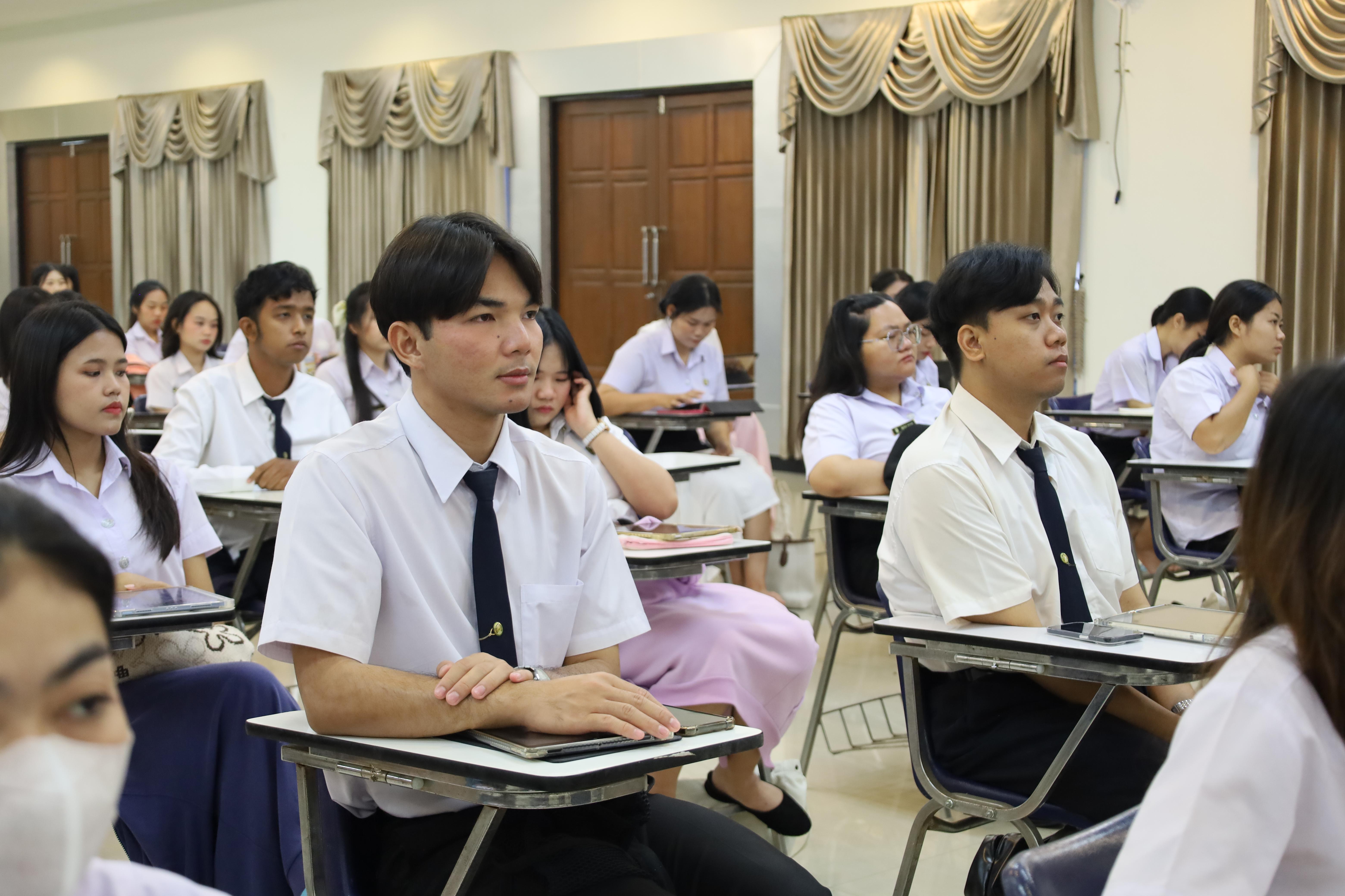 21. กิจกรรมเตรียมความพร้อมเพื่อสอบบรรจุเข้ารับราชการครู สำหรับนักศึกษาหลักสูตรครุศาสตรบัณฑิต