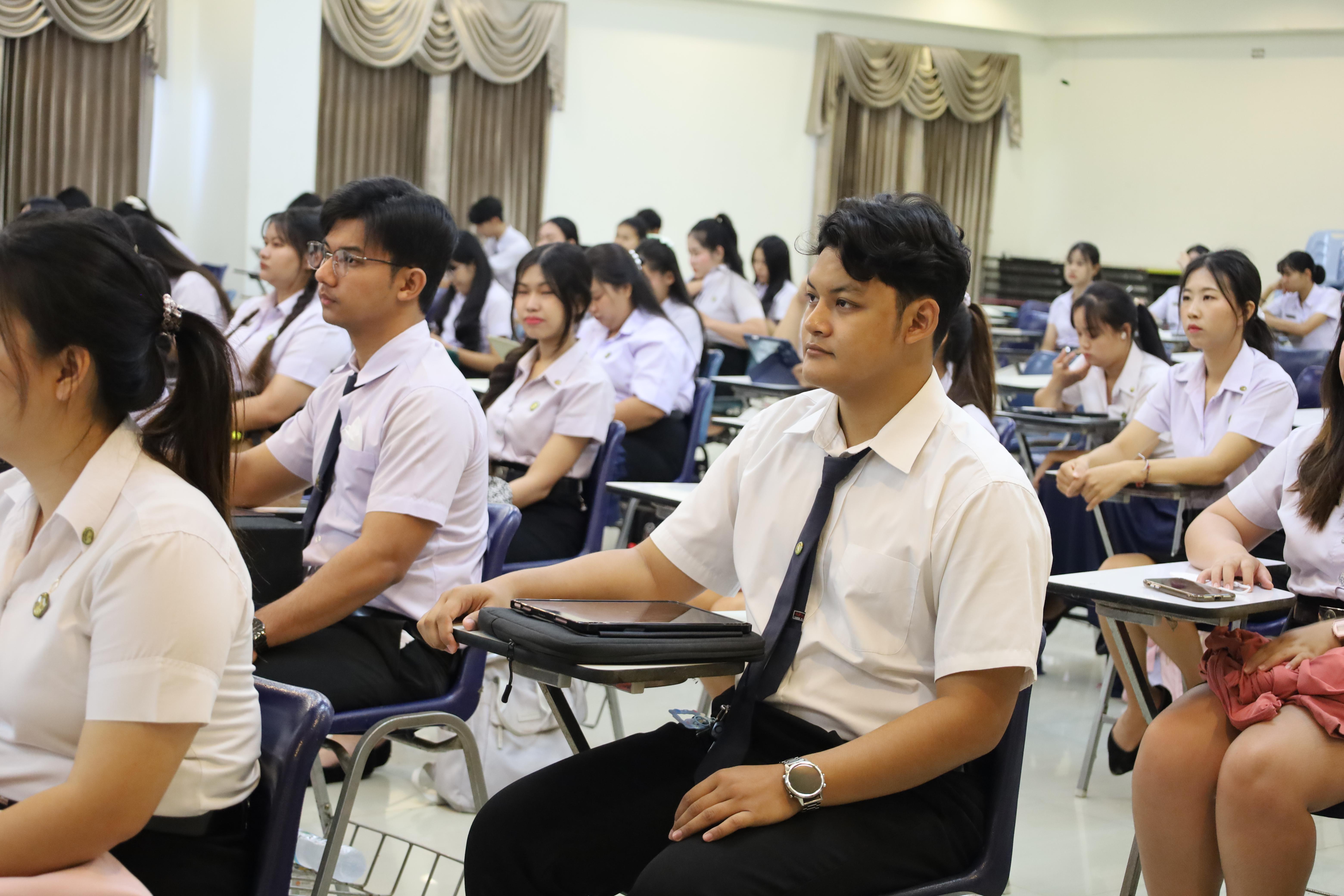 30. กิจกรรมเตรียมความพร้อมเพื่อสอบบรรจุเข้ารับราชการครู สำหรับนักศึกษาหลักสูตรครุศาสตรบัณฑิต