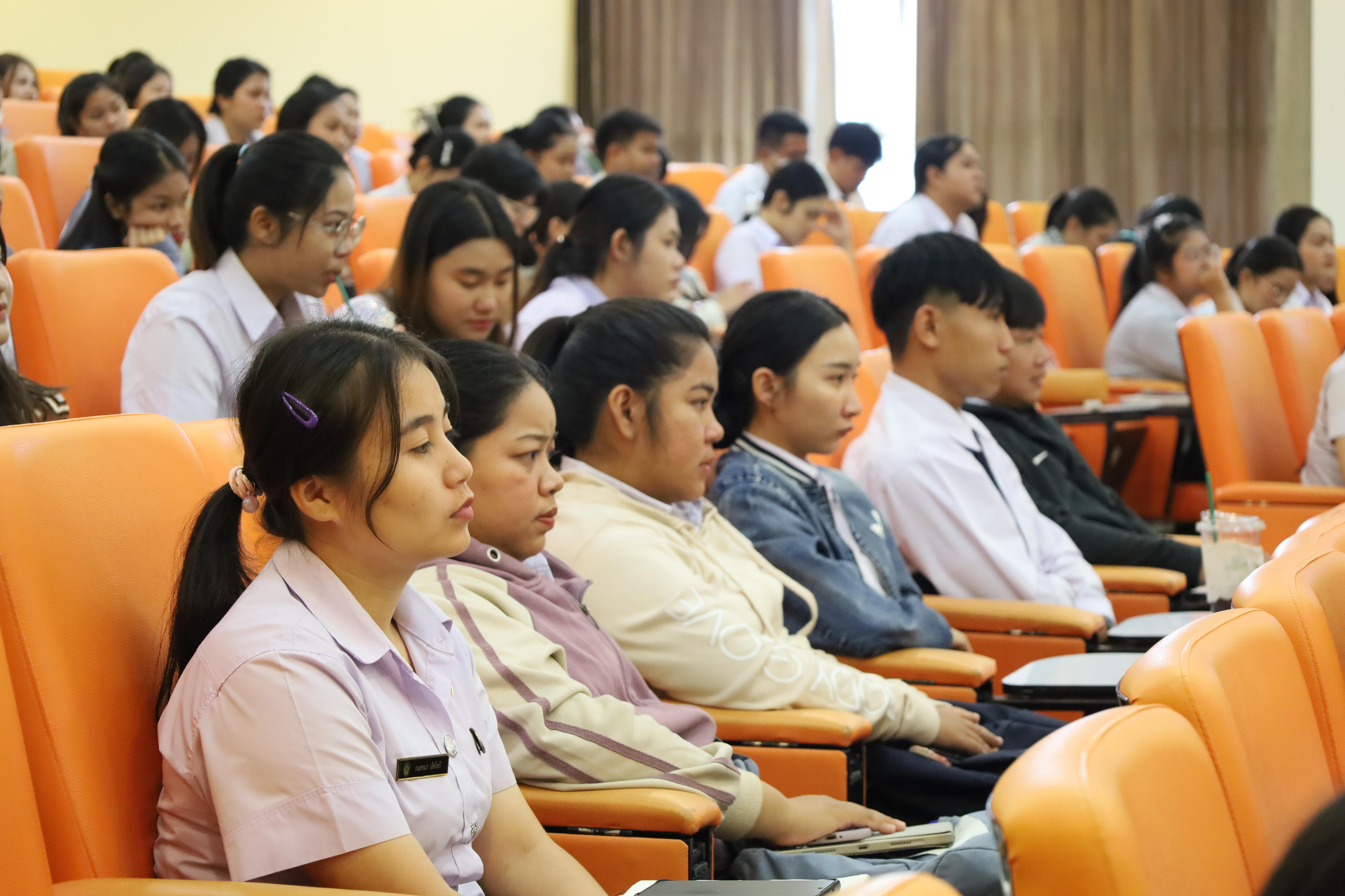 53. กิจกรรมเตรียมความพร้อมเพื่อสอบบรรจุเข้ารับราชการครู สำหรับนักศึกษาหลักสูตรครุศาสตรบัณฑิต