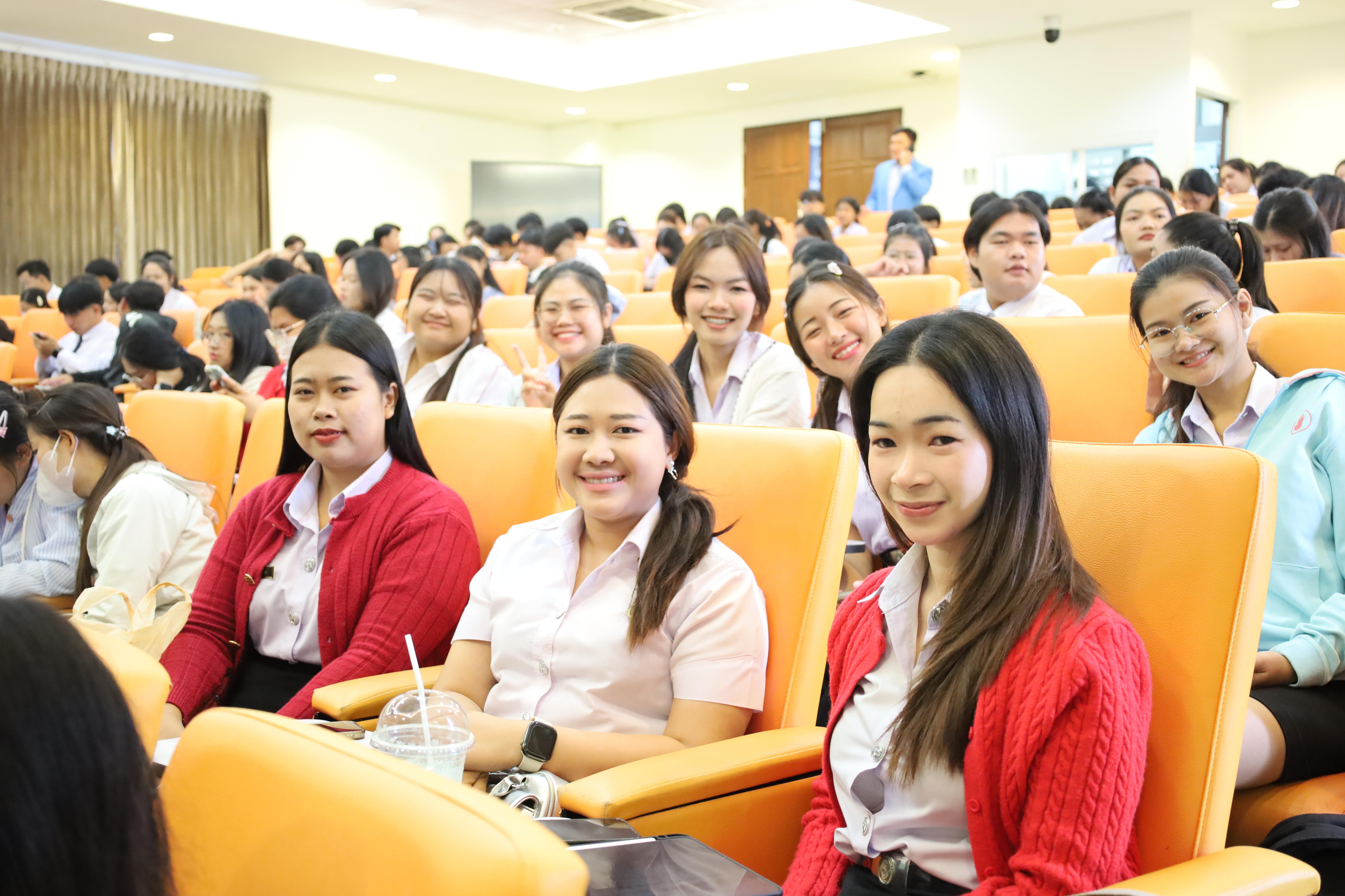 70. กิจกรรมเตรียมความพร้อมเพื่อสอบบรรจุเข้ารับราชการครู สำหรับนักศึกษาหลักสูตรครุศาสตรบัณฑิต