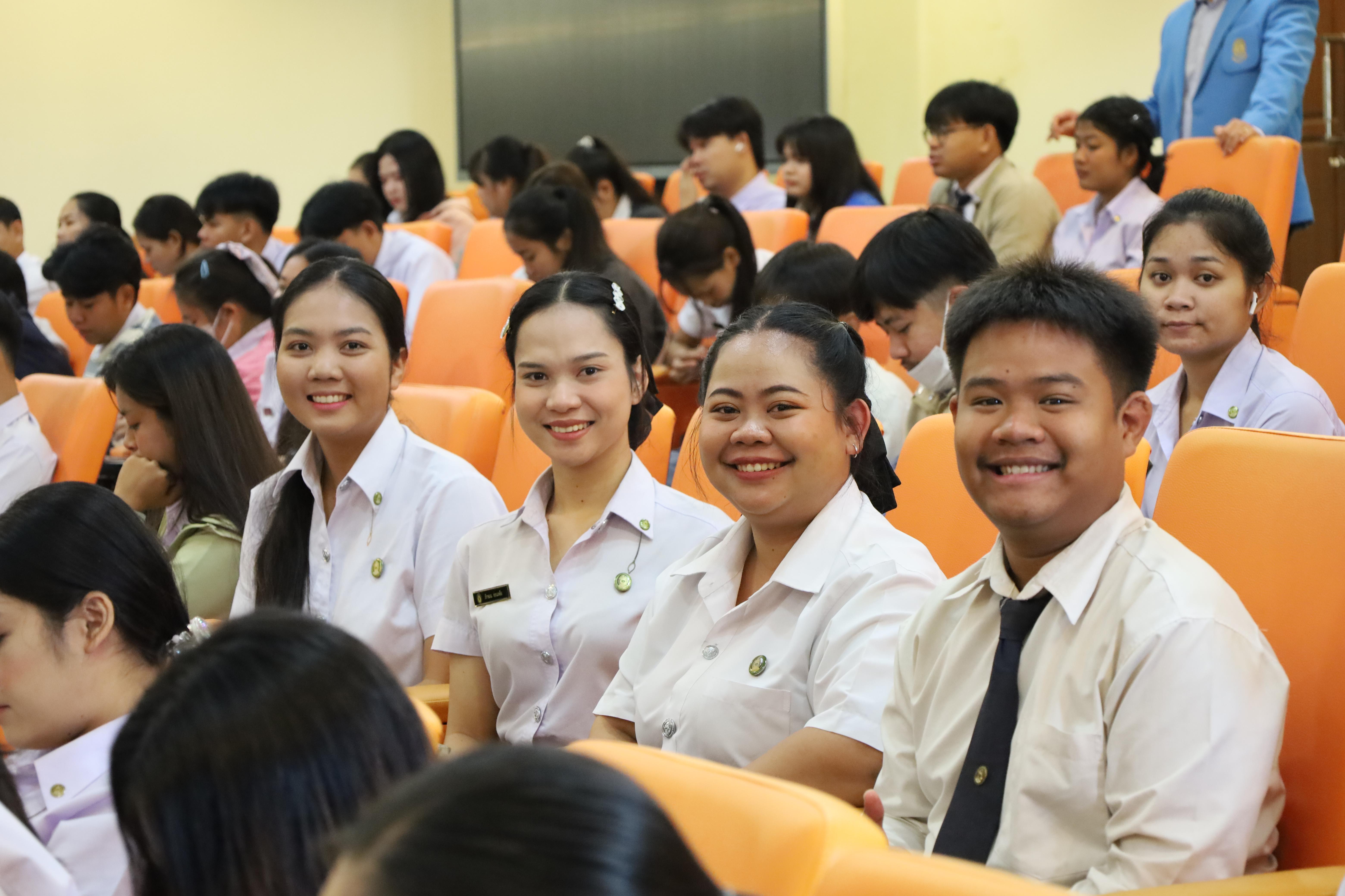 77. กิจกรรมเตรียมความพร้อมเพื่อสอบบรรจุเข้ารับราชการครู สำหรับนักศึกษาหลักสูตรครุศาสตรบัณฑิต