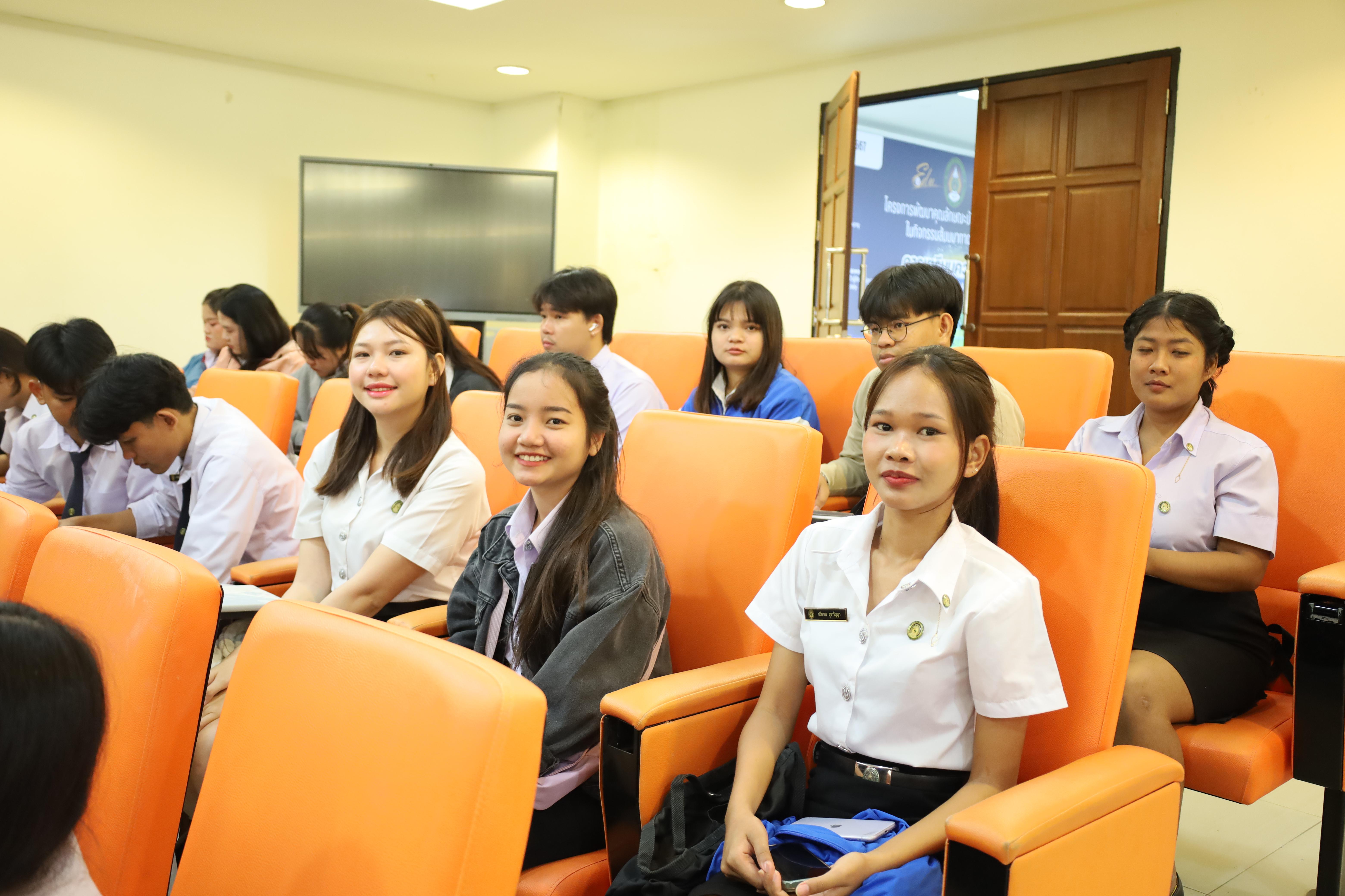 87. กิจกรรมเตรียมความพร้อมเพื่อสอบบรรจุเข้ารับราชการครู สำหรับนักศึกษาหลักสูตรครุศาสตรบัณฑิต