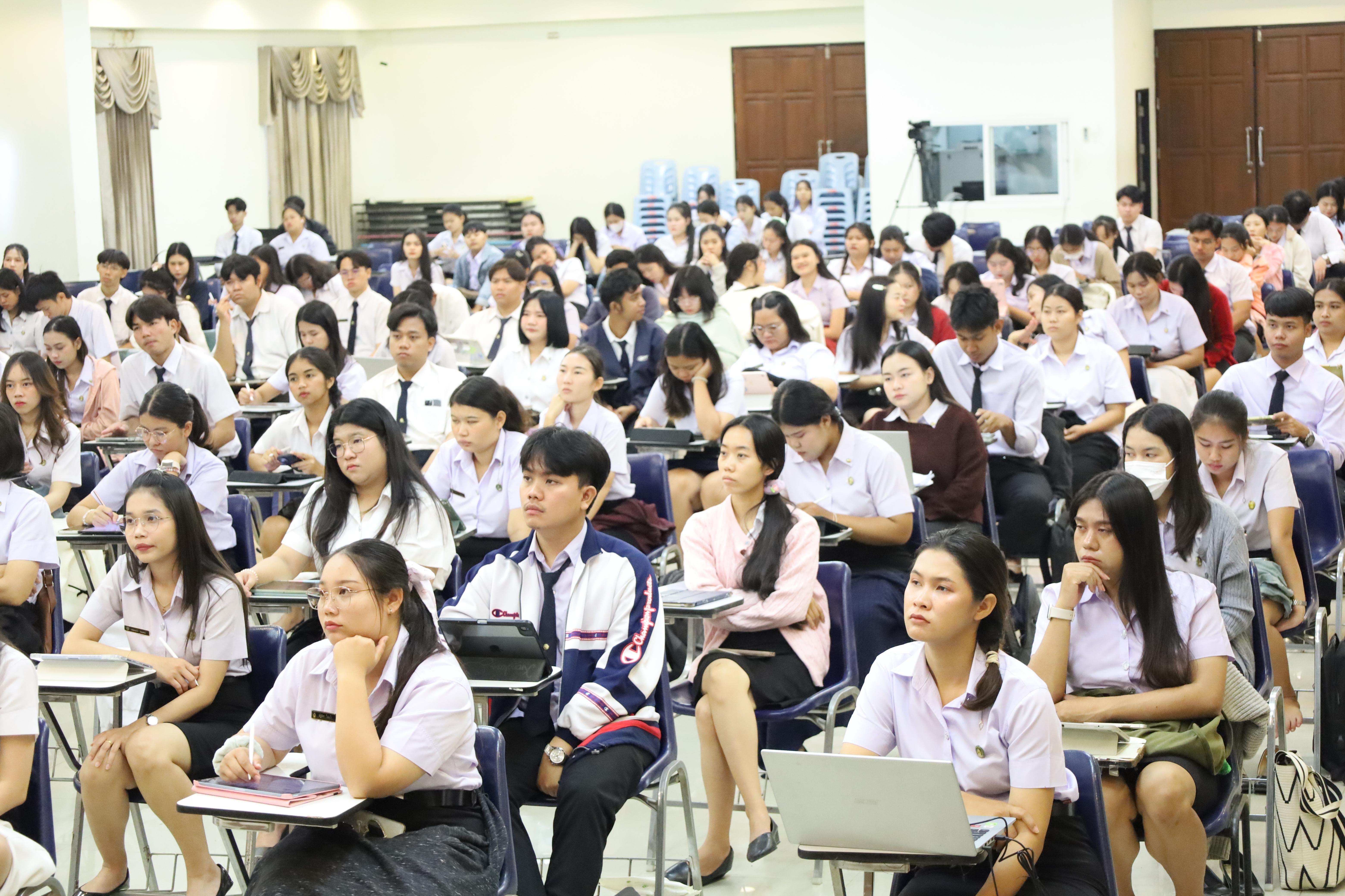 100. กิจกรรมเตรียมความพร้อมเพื่อสอบบรรจุเข้ารับราชการครู สำหรับนักศึกษาหลักสูตรครุศาสตรบัณฑิต