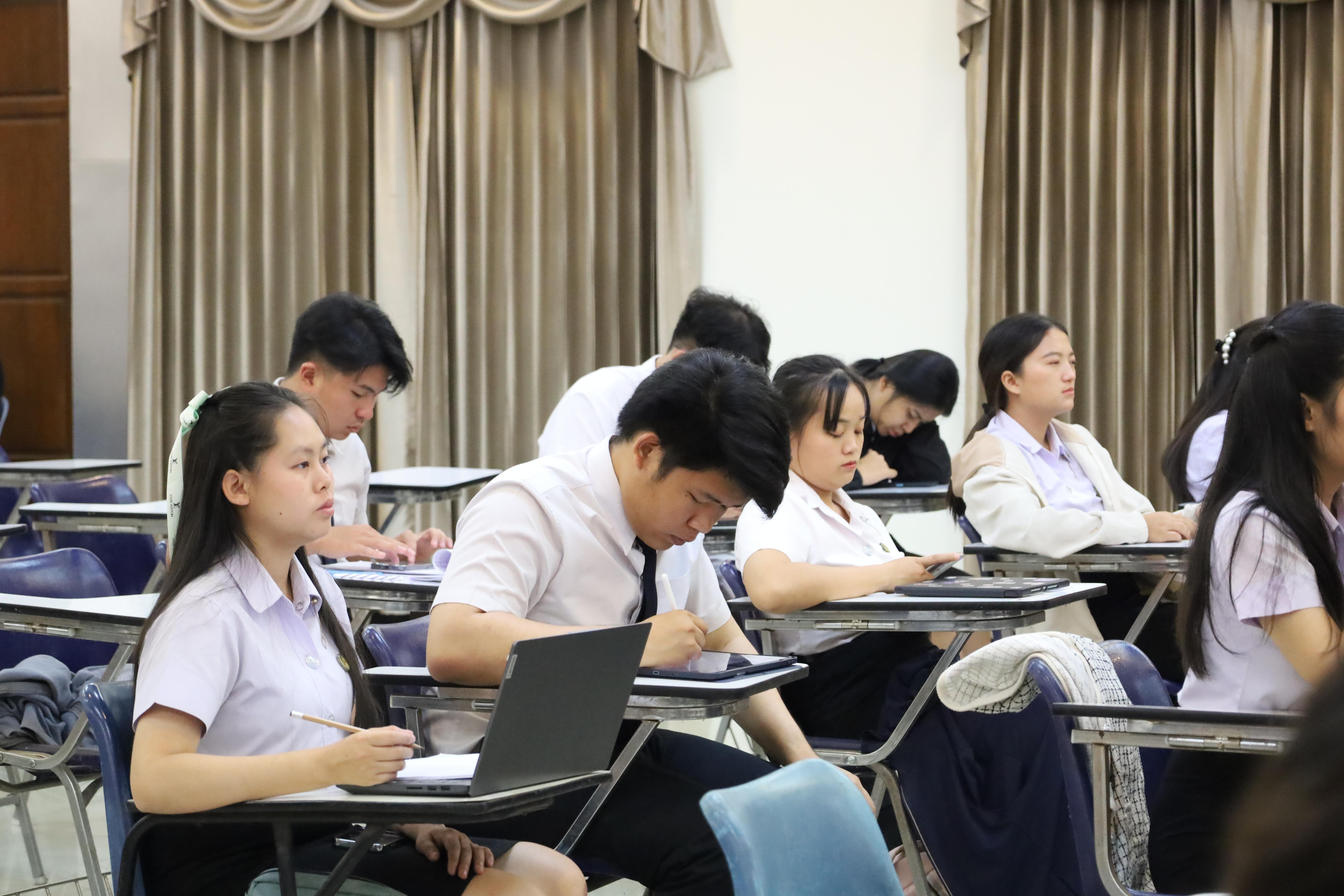 136. กิจกรรมเตรียมความพร้อมเพื่อสอบบรรจุเข้ารับราชการครู สำหรับนักศึกษาหลักสูตรครุศาสตรบัณฑิต
