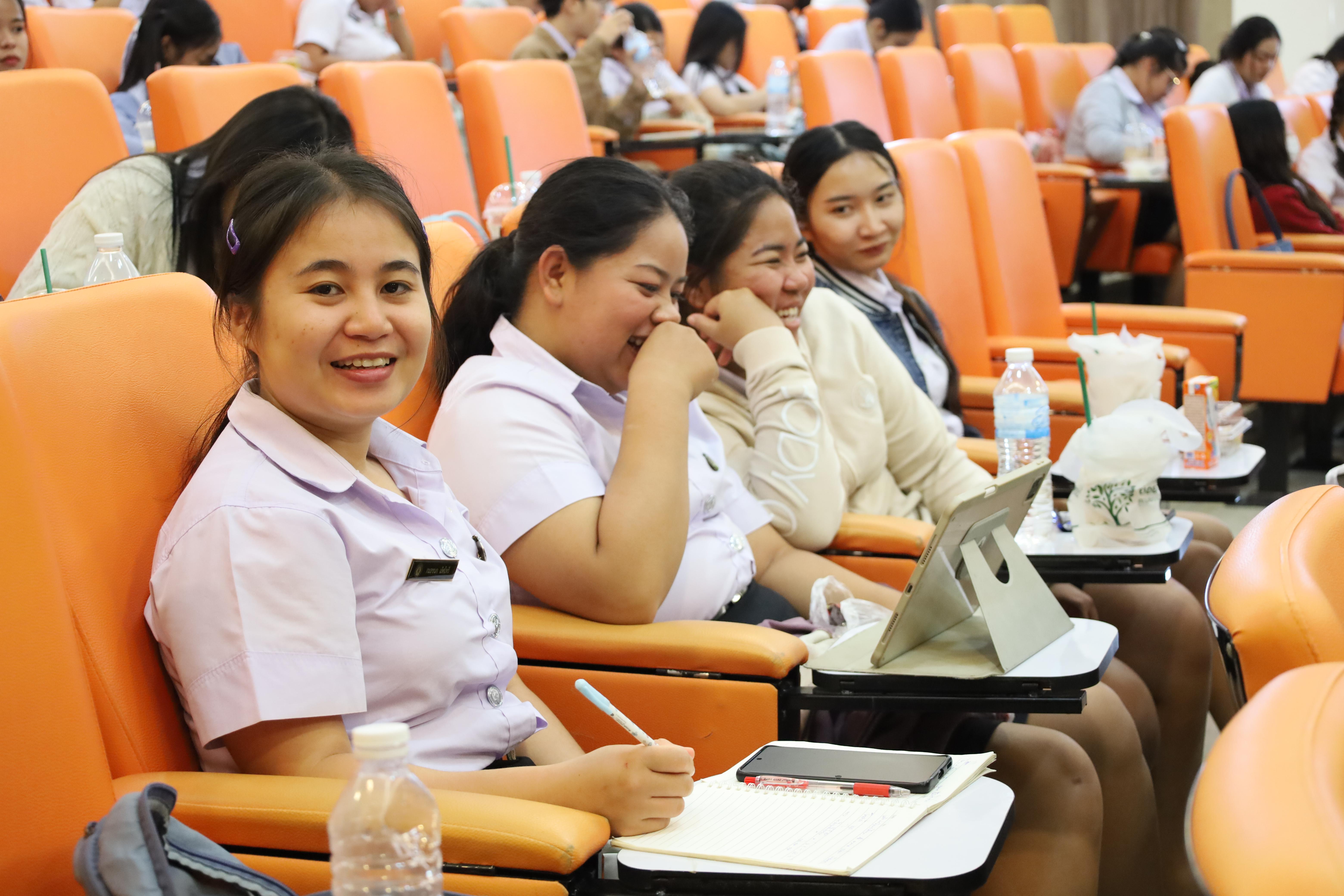 164. กิจกรรมเตรียมความพร้อมเพื่อสอบบรรจุเข้ารับราชการครู สำหรับนักศึกษาหลักสูตรครุศาสตรบัณฑิต
