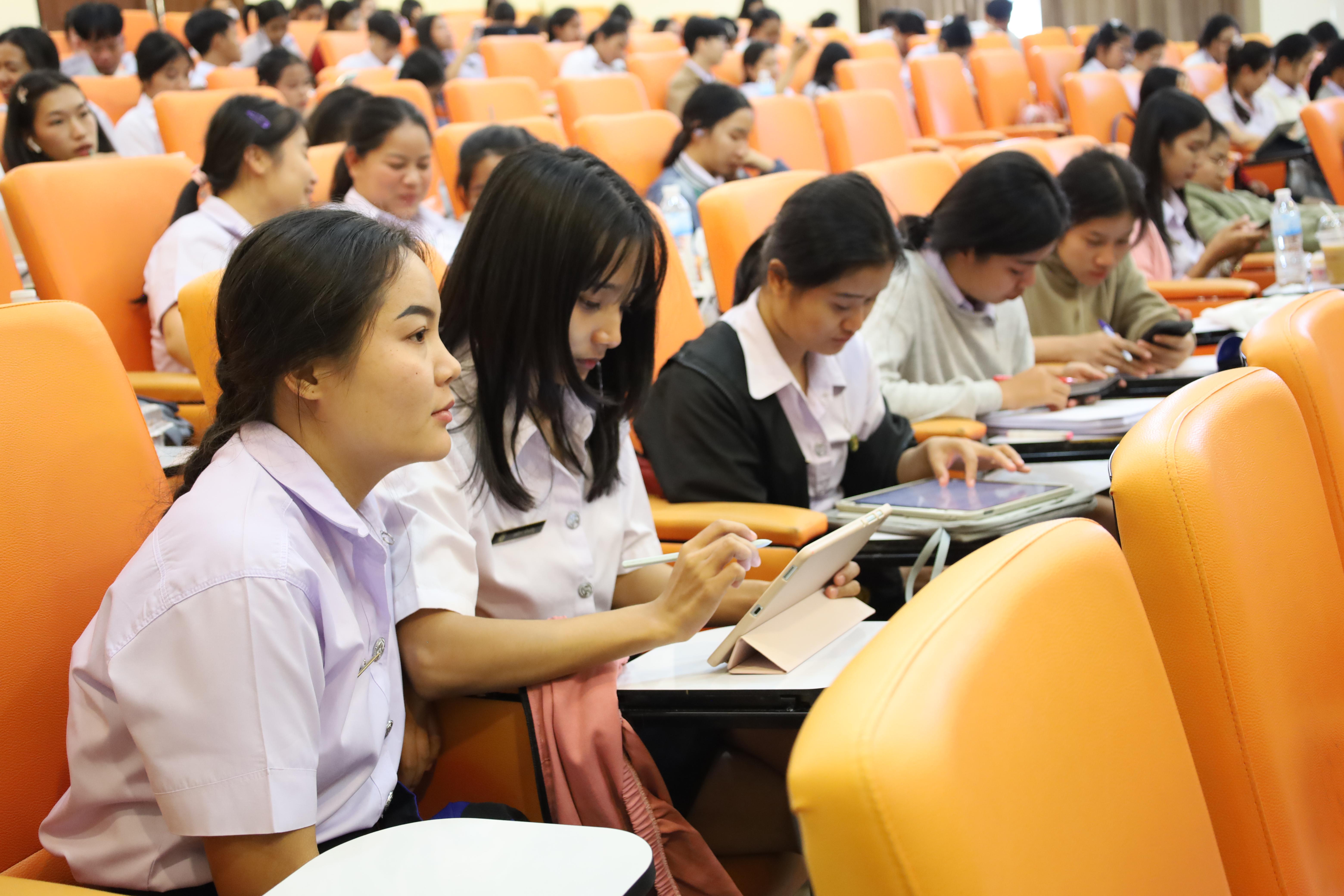 166. กิจกรรมเตรียมความพร้อมเพื่อสอบบรรจุเข้ารับราชการครู สำหรับนักศึกษาหลักสูตรครุศาสตรบัณฑิต