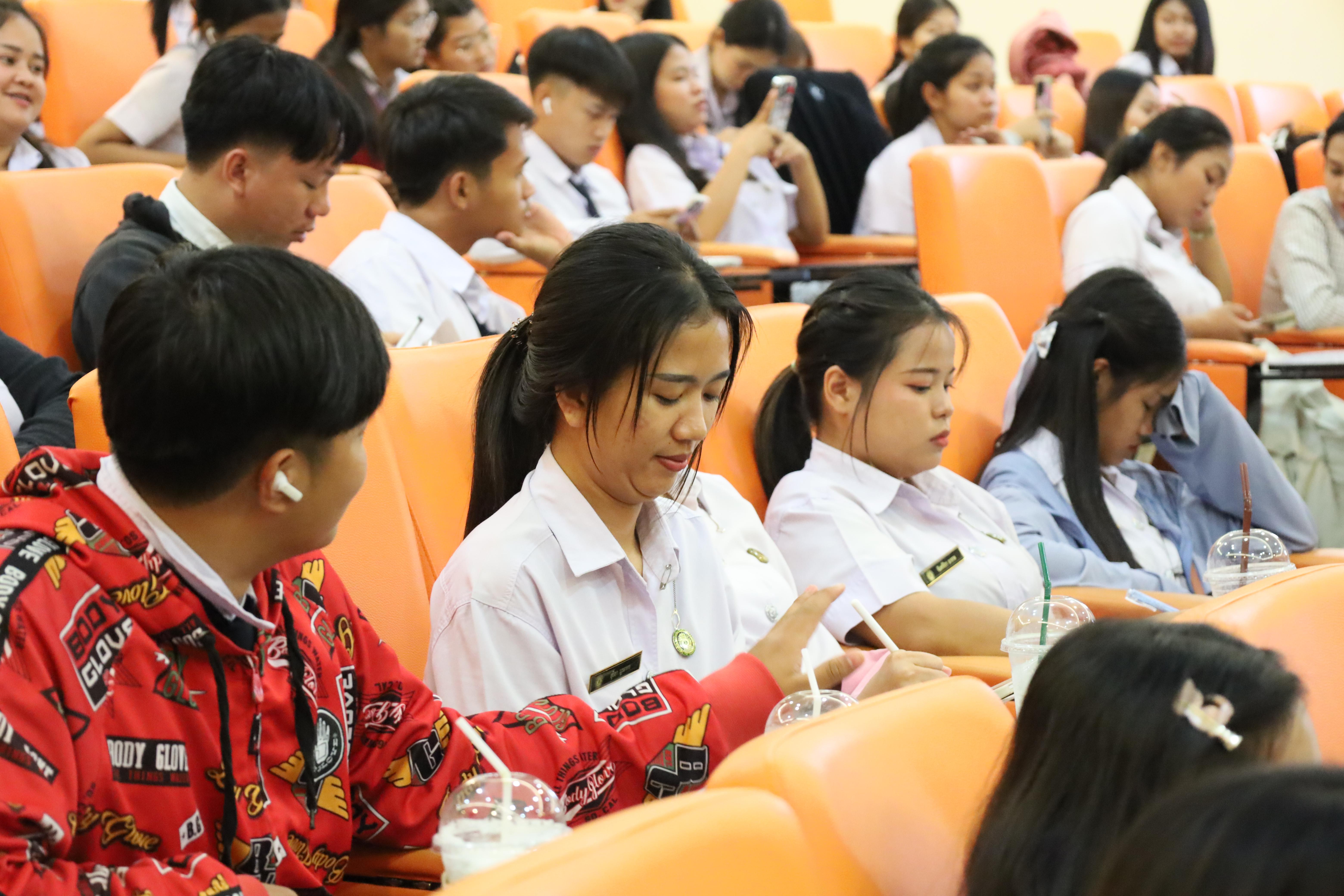 167. กิจกรรมเตรียมความพร้อมเพื่อสอบบรรจุเข้ารับราชการครู สำหรับนักศึกษาหลักสูตรครุศาสตรบัณฑิต