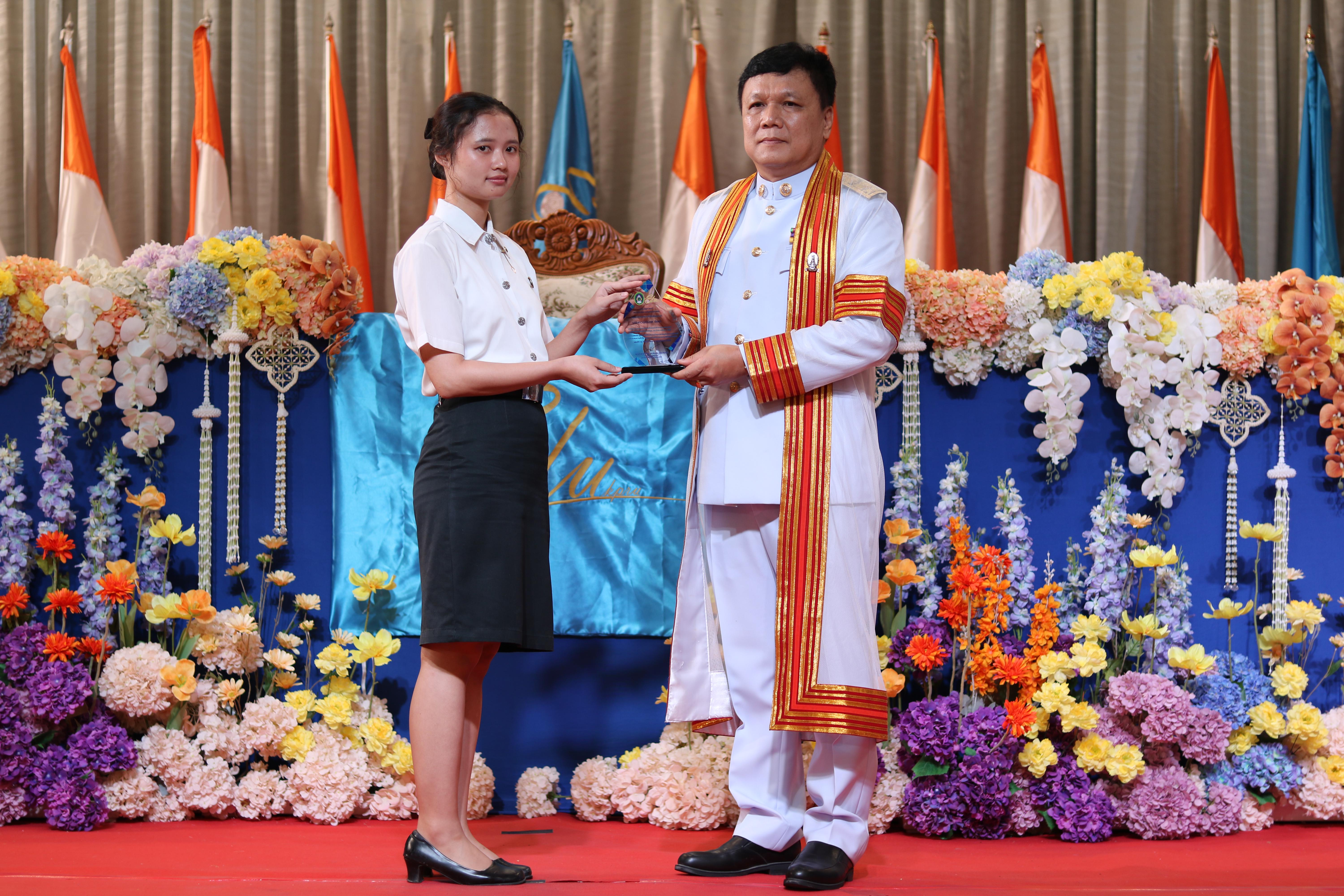 294. งานปัจฉิมนิเทศนักศึกษาหลักสูตรครุศาสตรบัณฑิต อัลบั้ม2