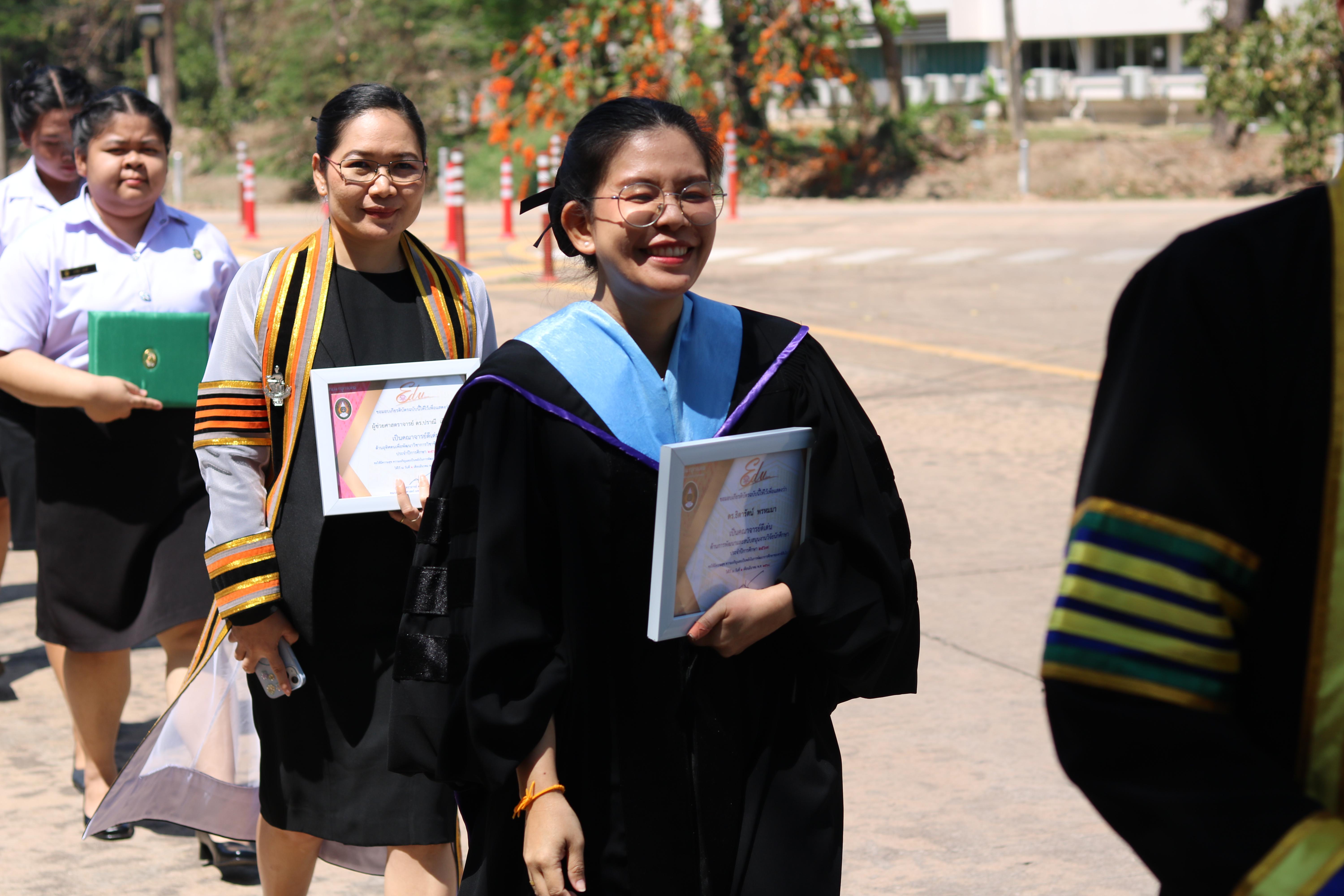 355. งานปัจฉิมนิเทศนักศึกษาหลักสูตรครุศาสตรบัณฑิต อัลบั้ม2