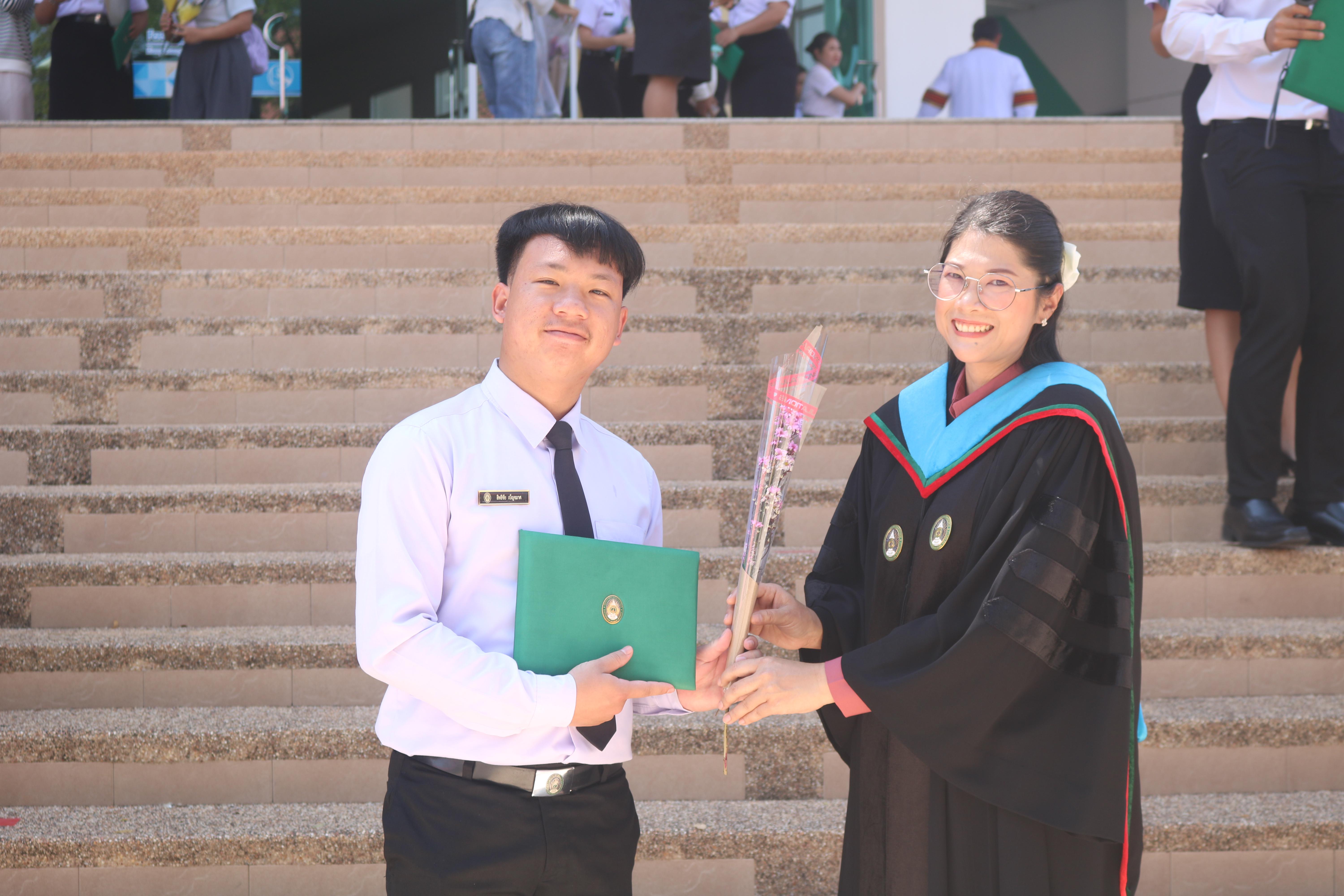 511. งานปัจฉิมนิเทศนักศึกษาหลักสูตรครุศาสตรบัณฑิต อัลบั้ม2