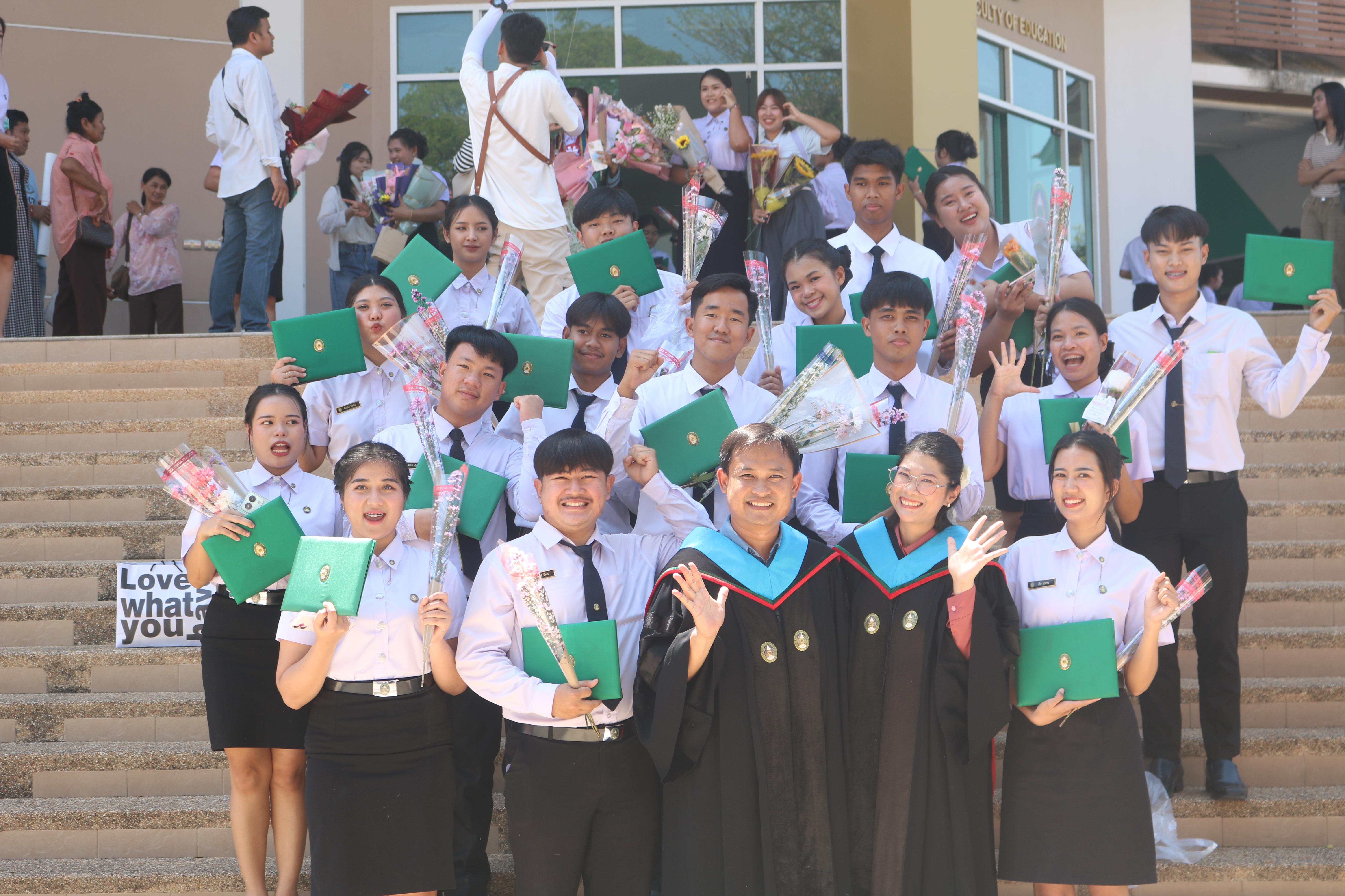 542. งานปัจฉิมนิเทศนักศึกษาหลักสูตรครุศาสตรบัณฑิต อัลบั้ม2