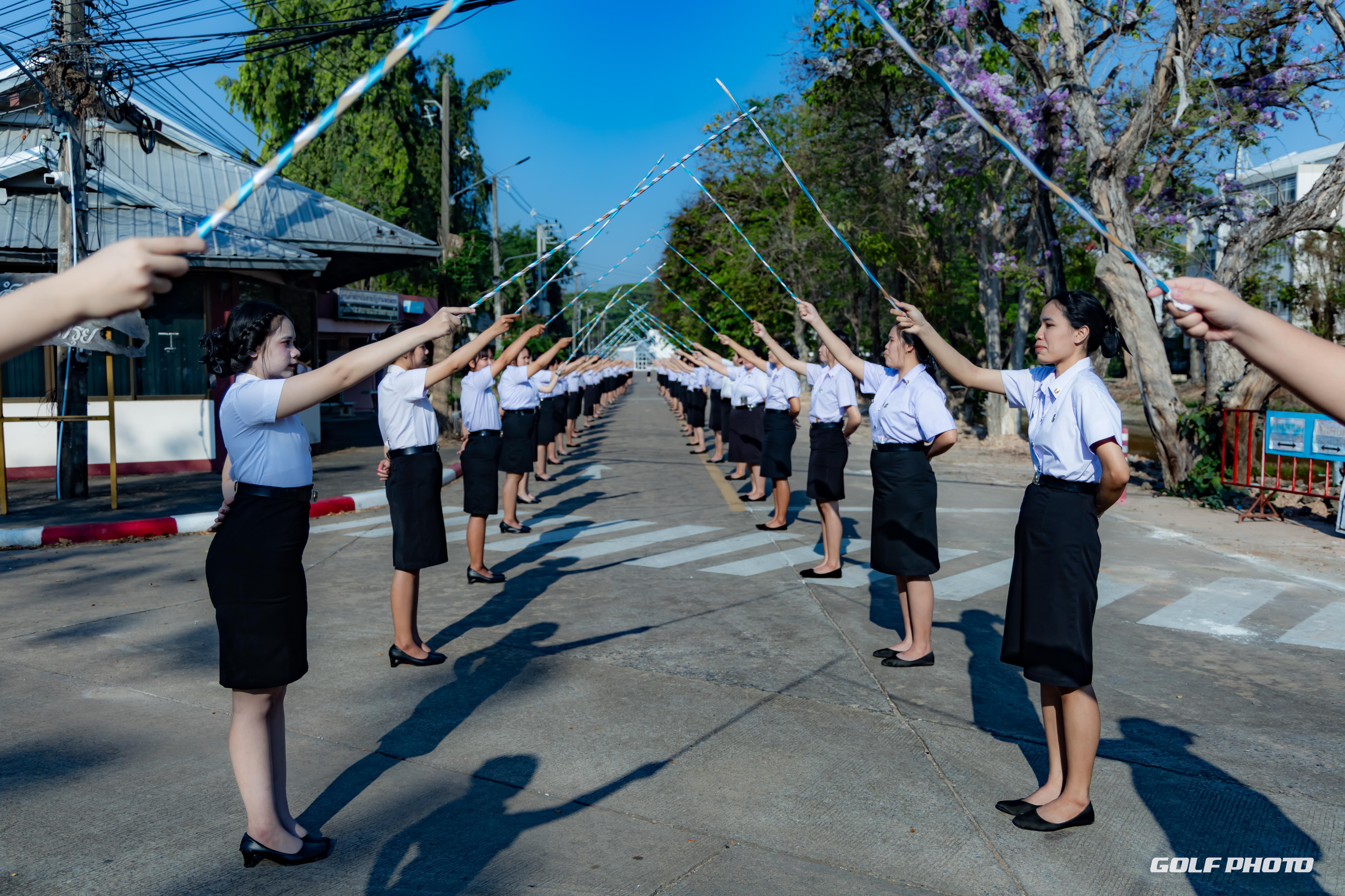 37. ประมวลภาพพิธีปัจฉิมนิเทศนักศึกษาหลักสูตรครุศาสตรบัณฑิต