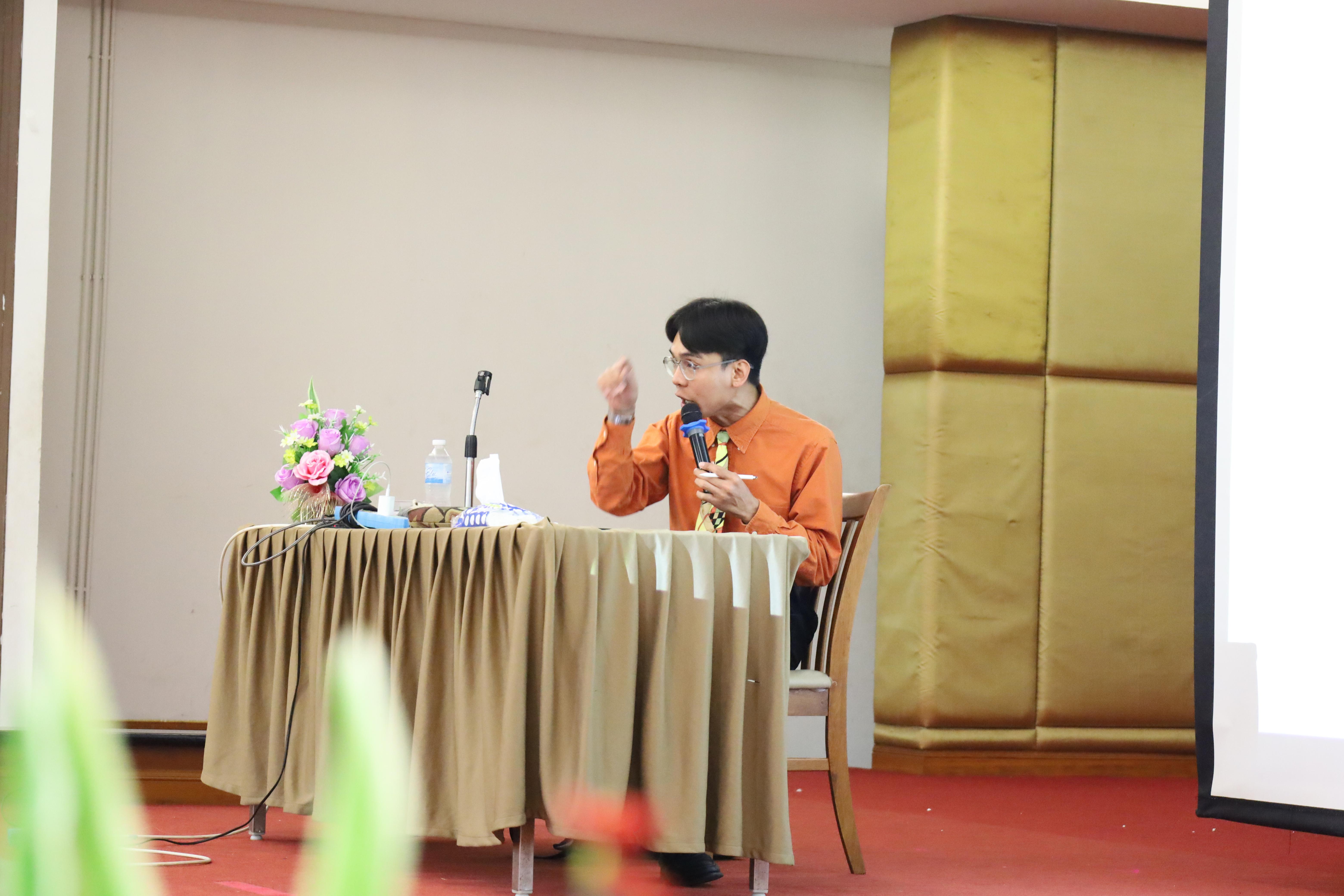 28. กิจกรรมเตรียมความพร้อมเพื่อสอบบรรจุเข้ารับราชการครู สำหรับนักศึกษาหลักสูตรครุศาสตรบัณฑิต วันที่ 2
