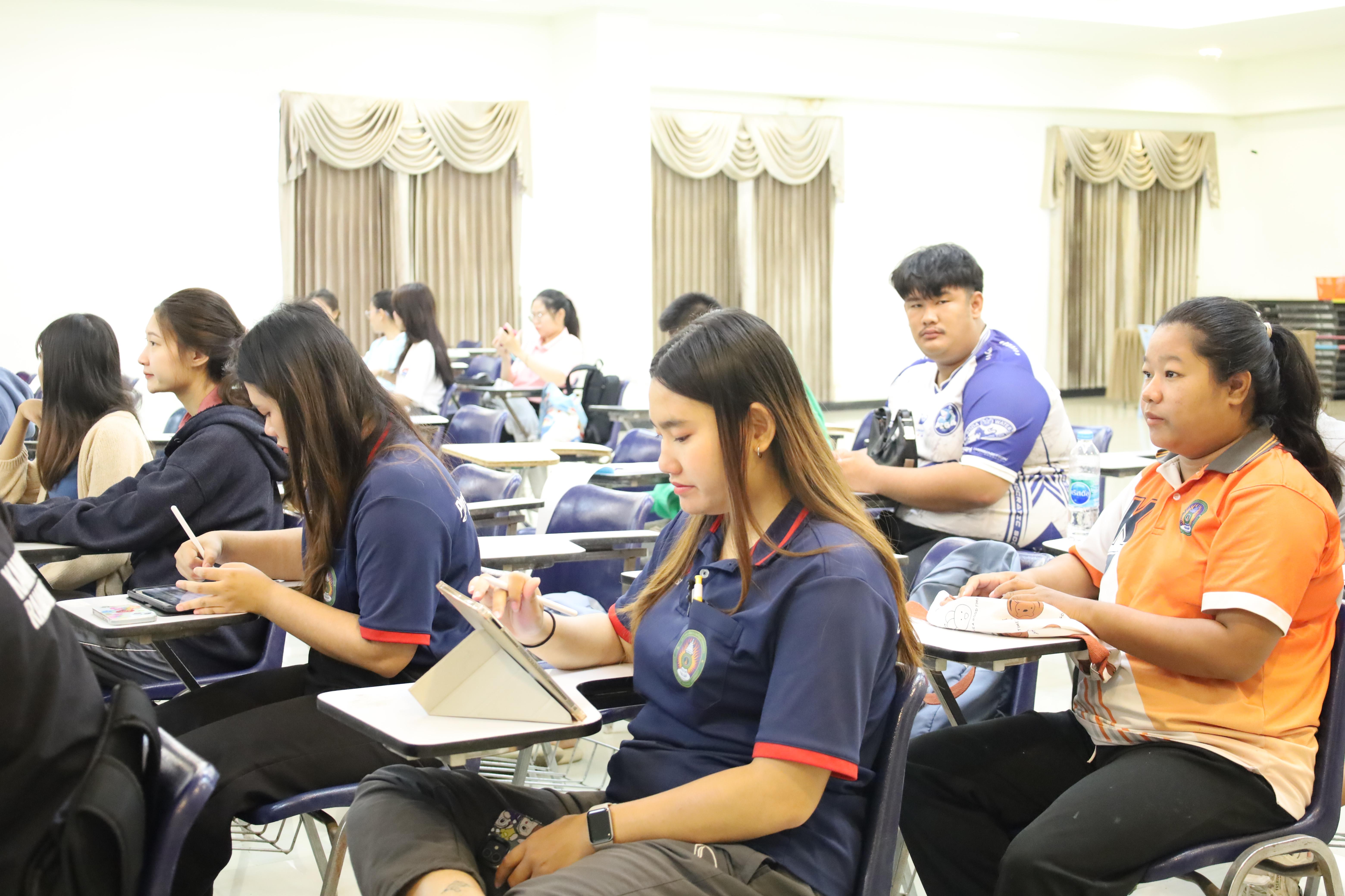 37. กิจกรรมเตรียมความพร้อมเพื่อสอบบรรจุเข้ารับราชการครู สำหรับนักศึกษาหลักสูตรครุศาสตรบัณฑิต วันที่ 2